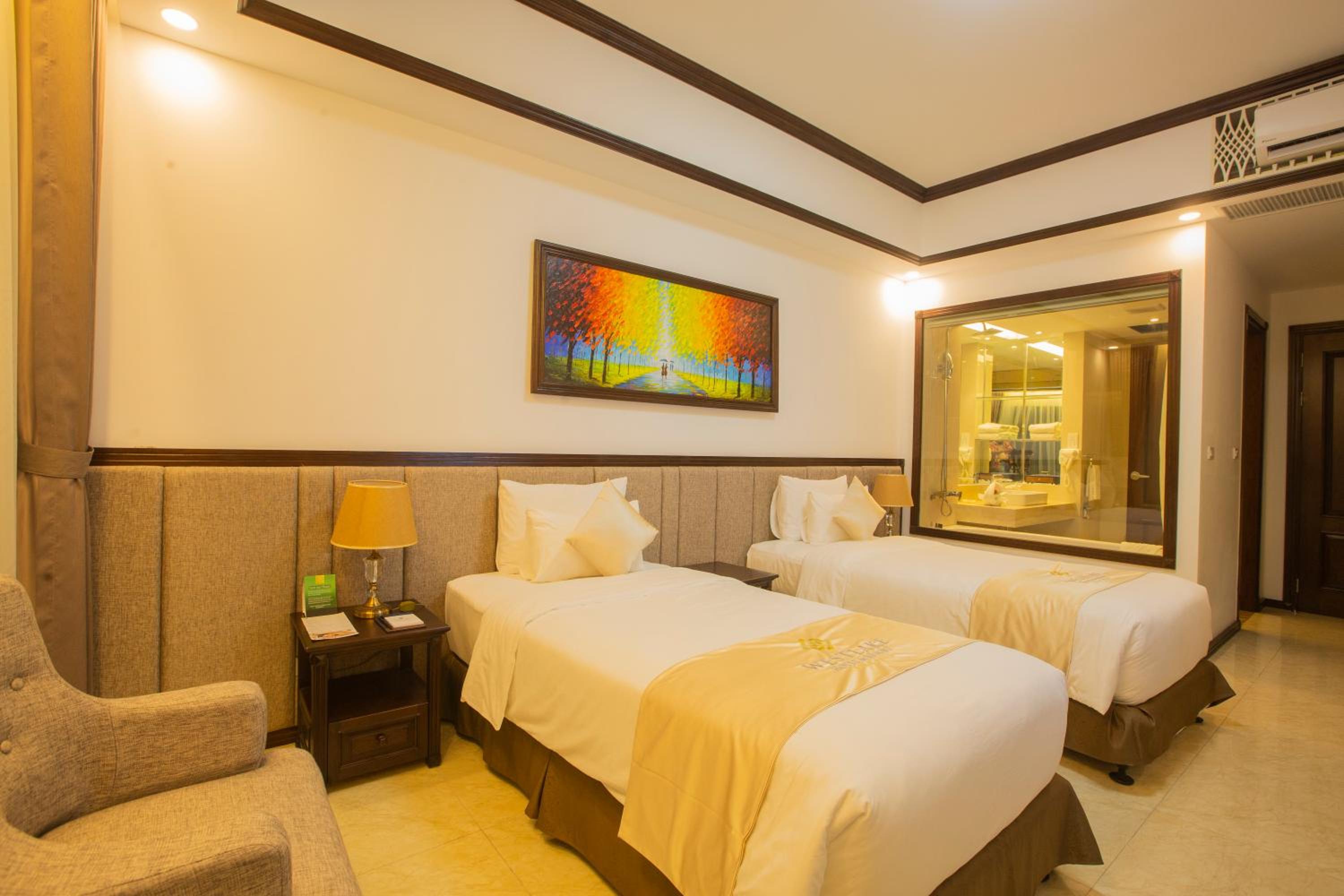 Deluxe Twin Room photo 2