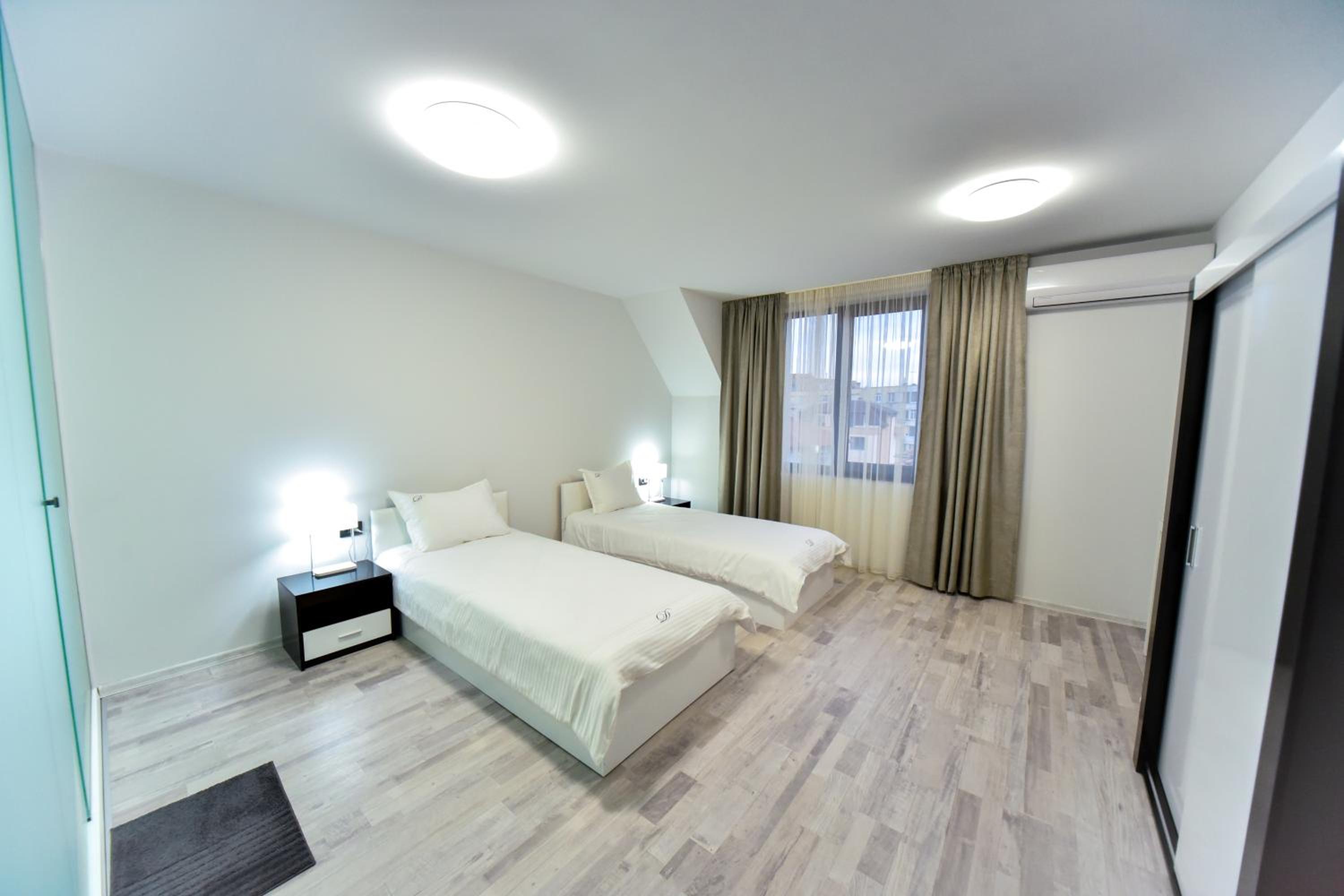 Large Twin Room