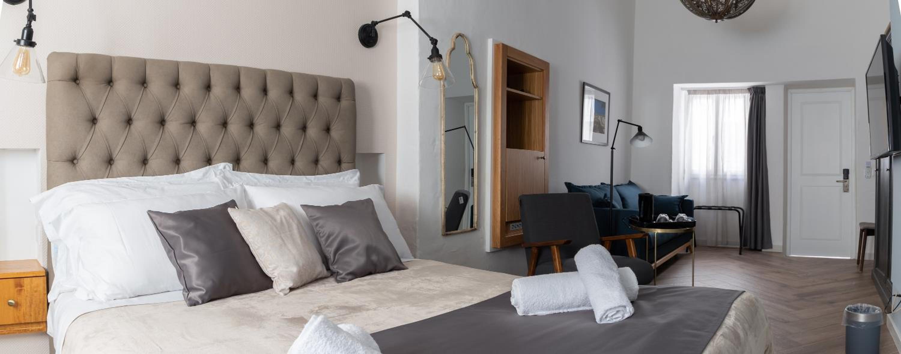 Standard Double Room - Photo 3