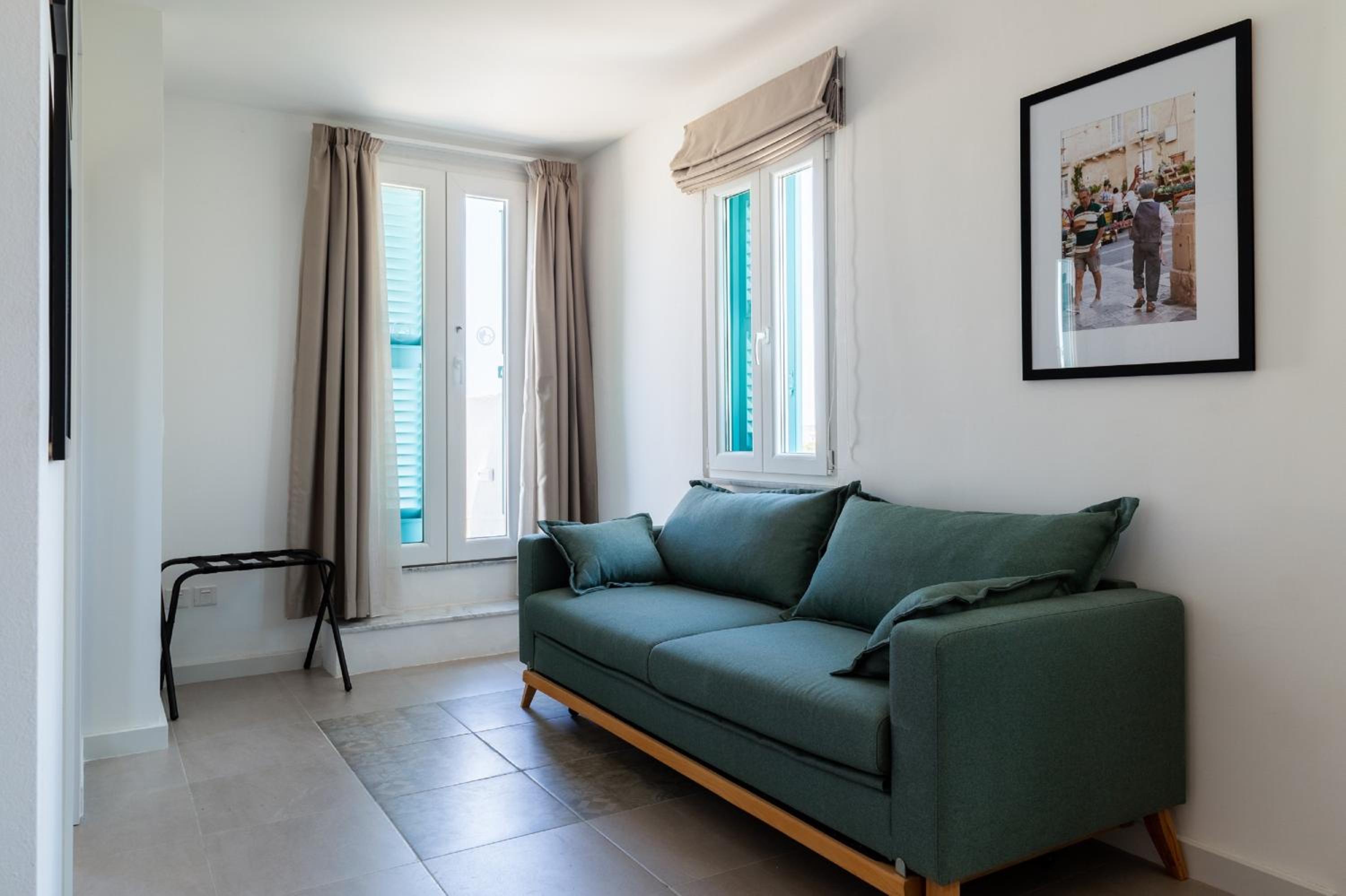Superior Double Room - Photo 11