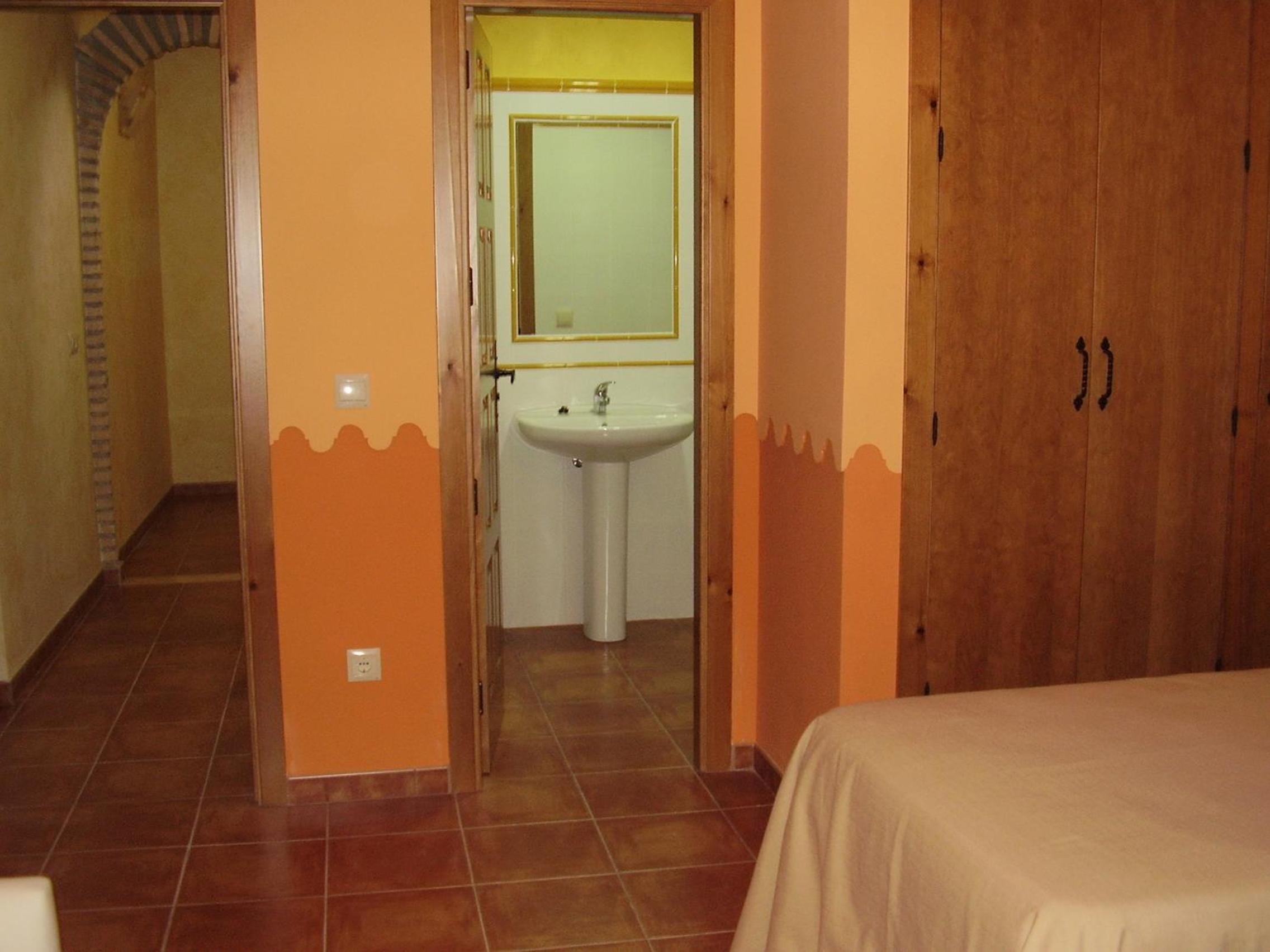 Superior Twin Room photo 3