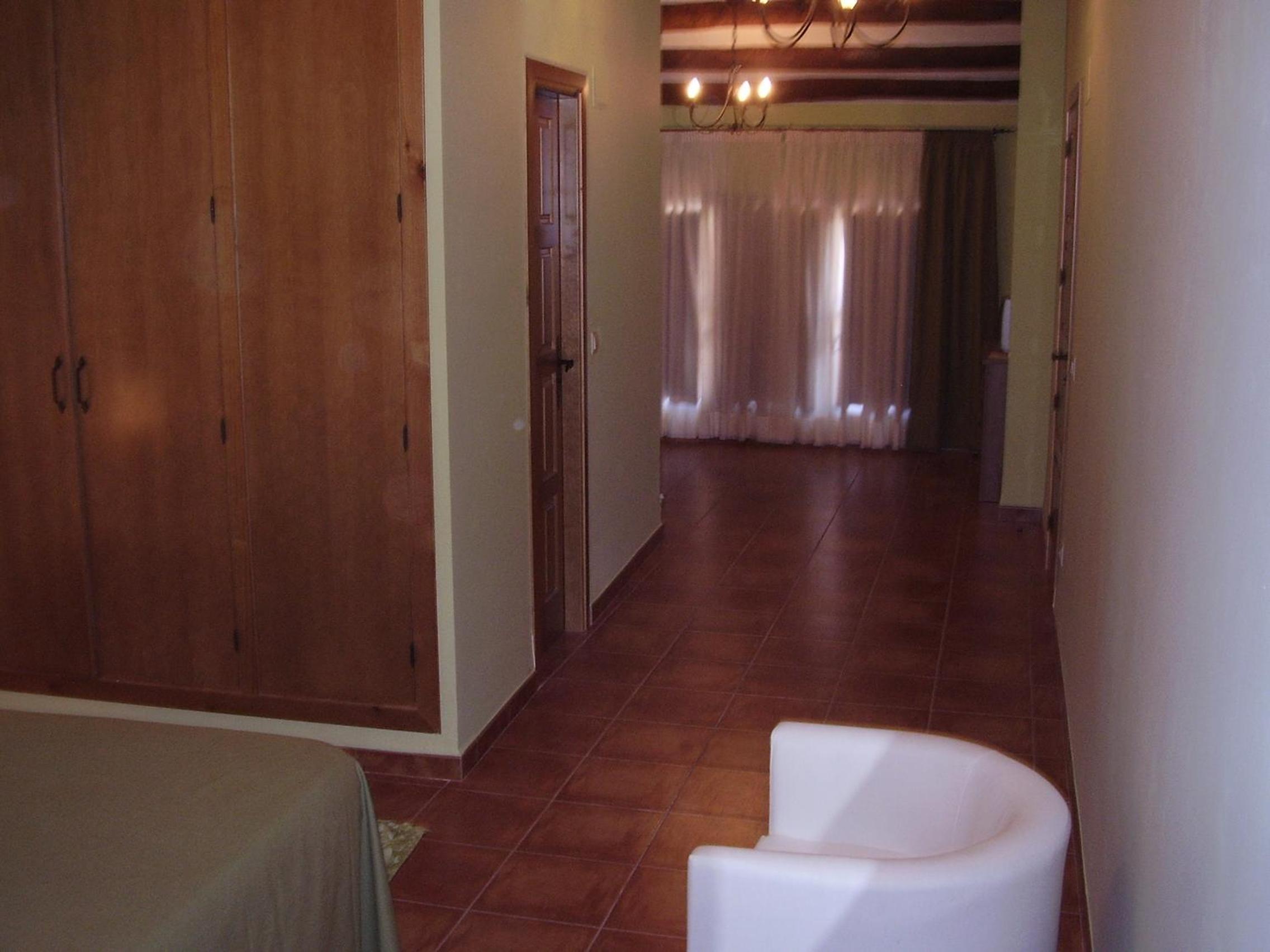 King Suite with Balcony photo 2