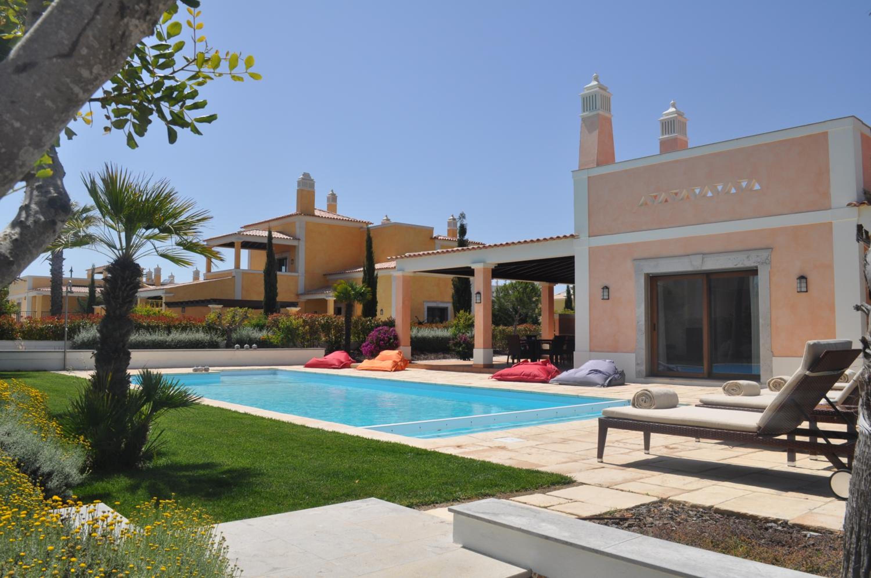 Four-Bedroom Villa with Private Pool thumbnail 6