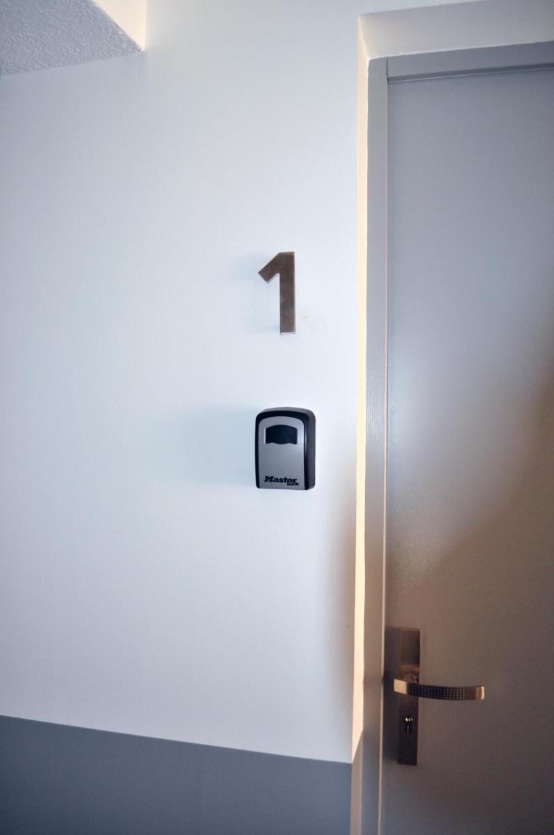 Apartment - Ground Floor photo 2