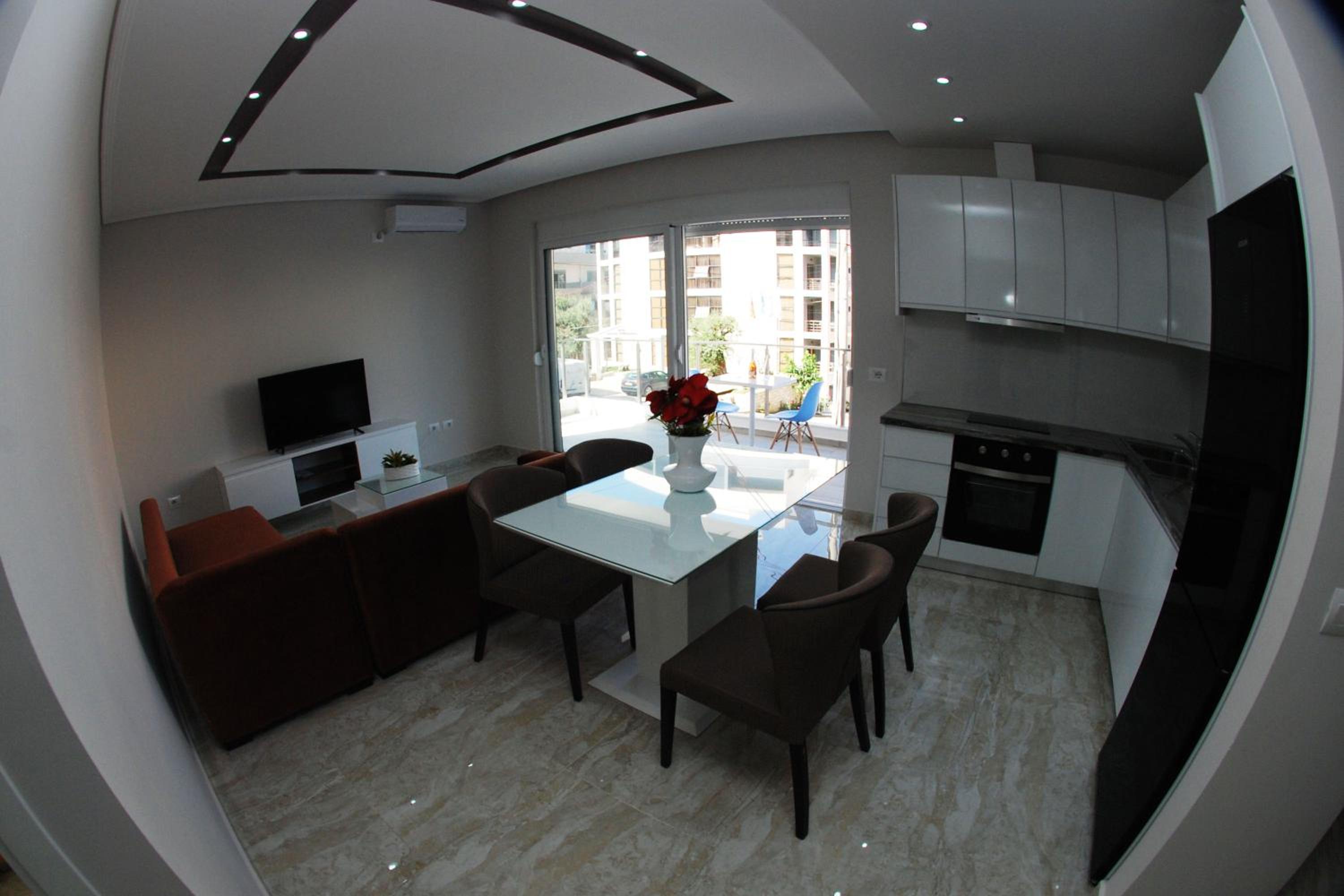 Deluxe Apartment