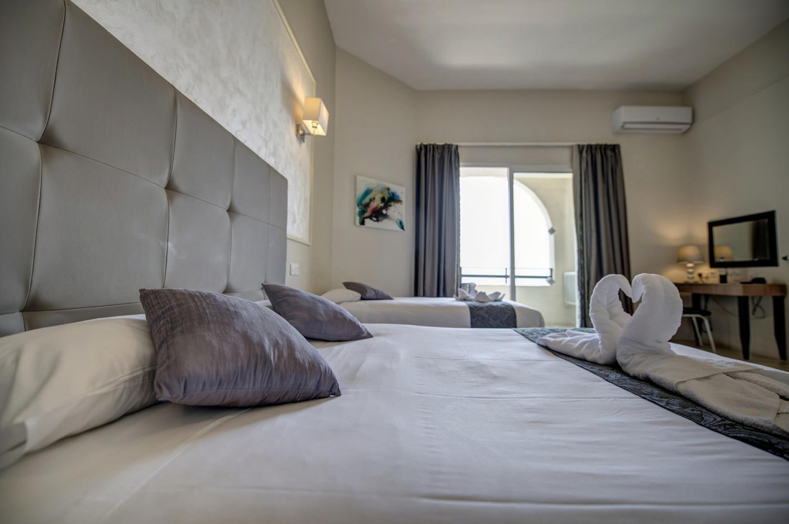 Triple Room with Sea View - Photo 1