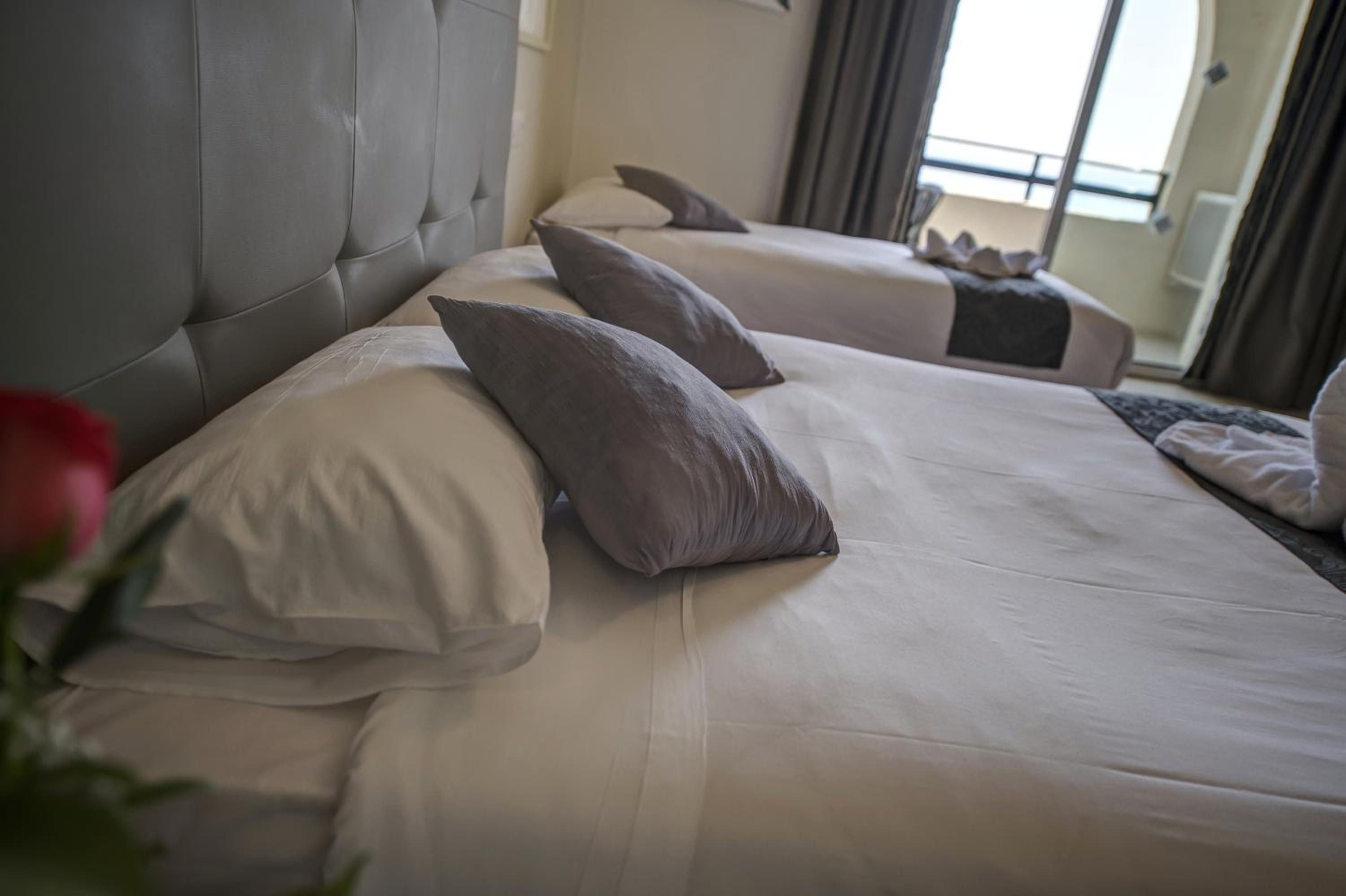 Triple Room with Sea View - Photo 3