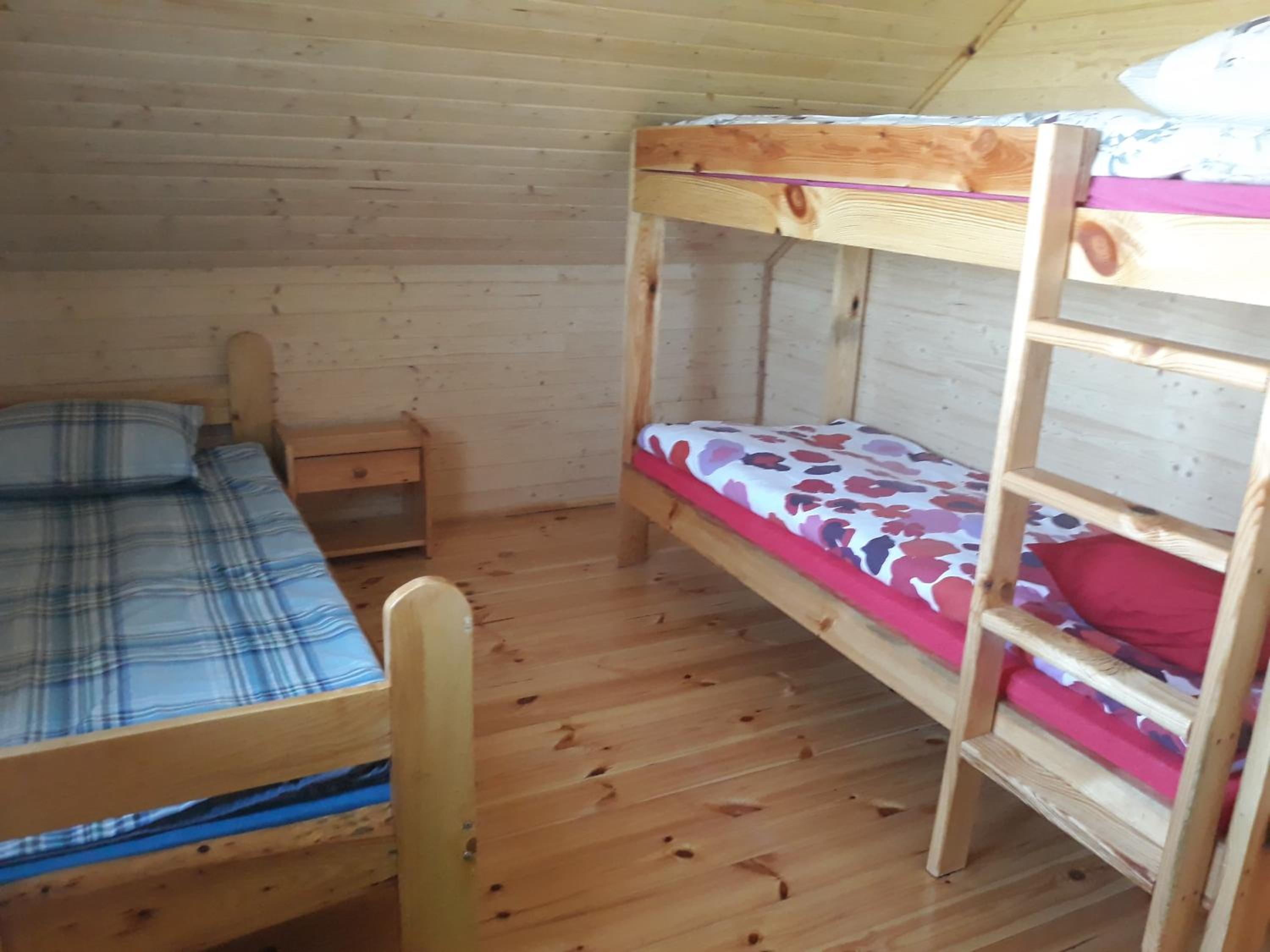 Chalet (8 Adults) photo 2