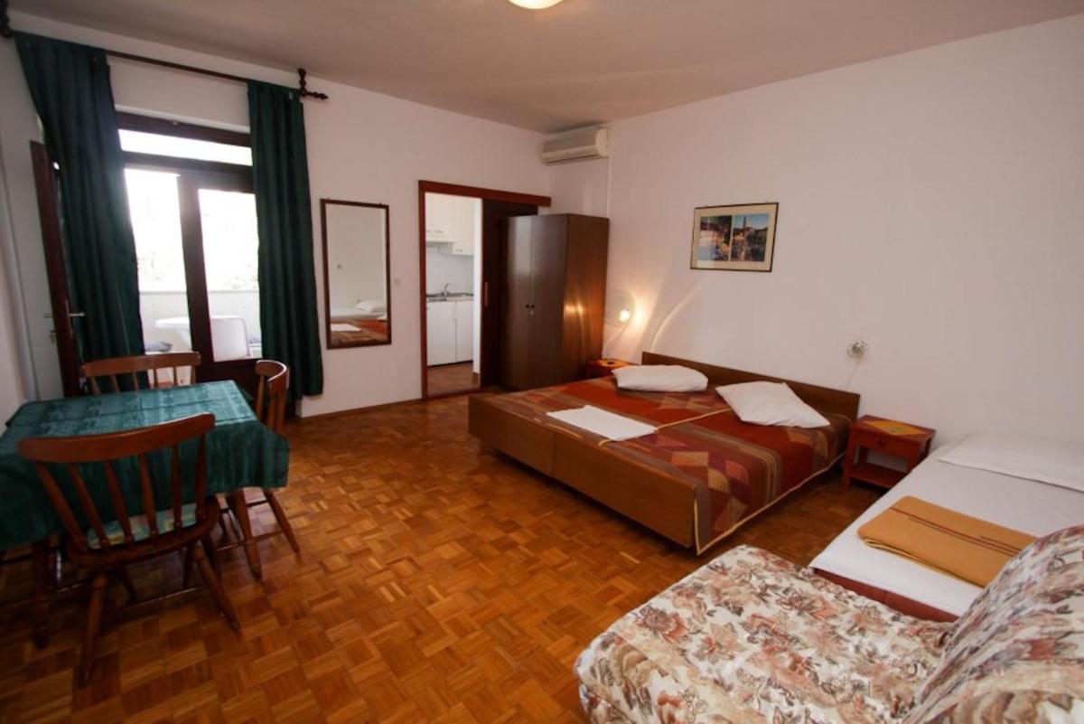 Suite with Balcony photo 2