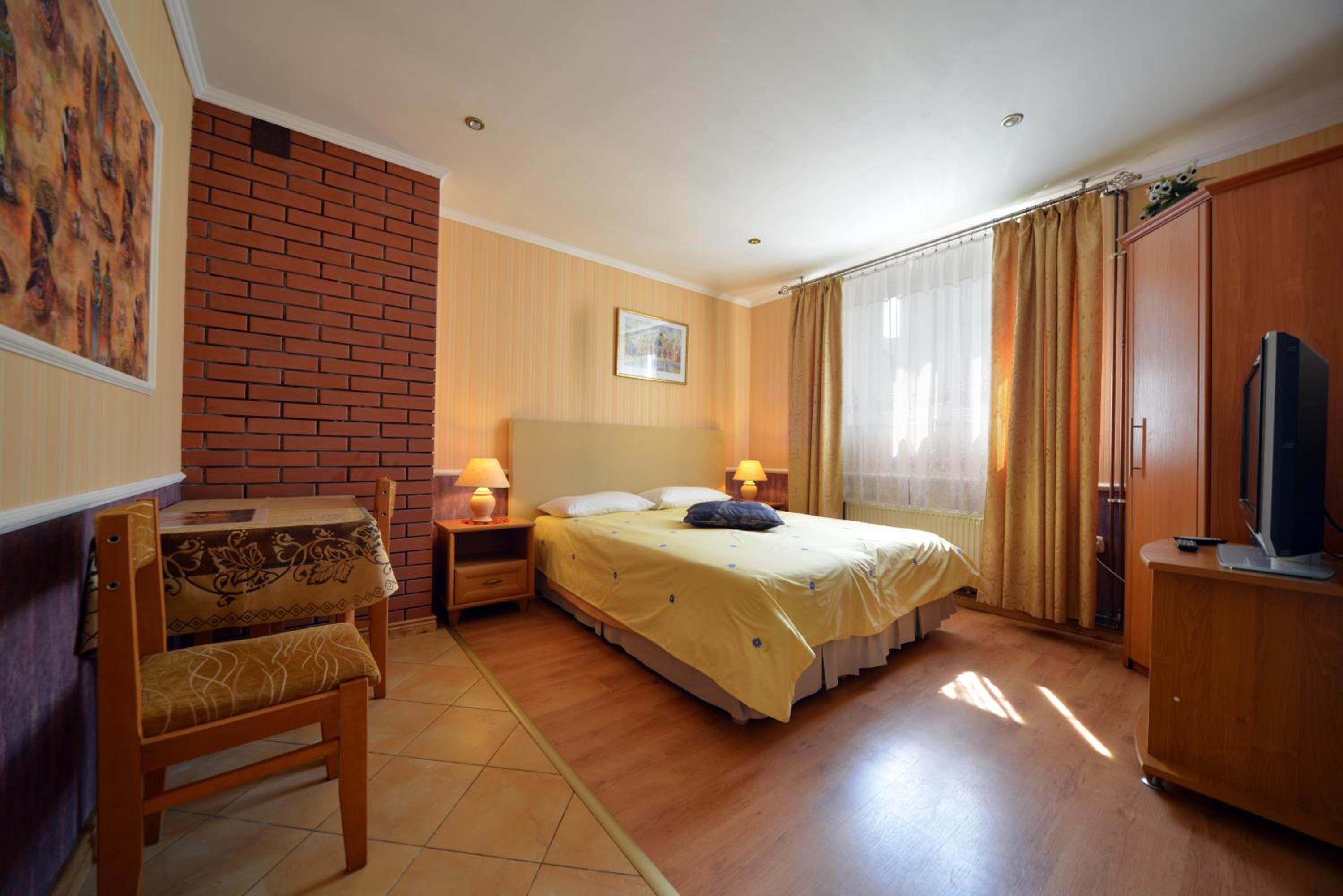 Standard Triple Room photo 3