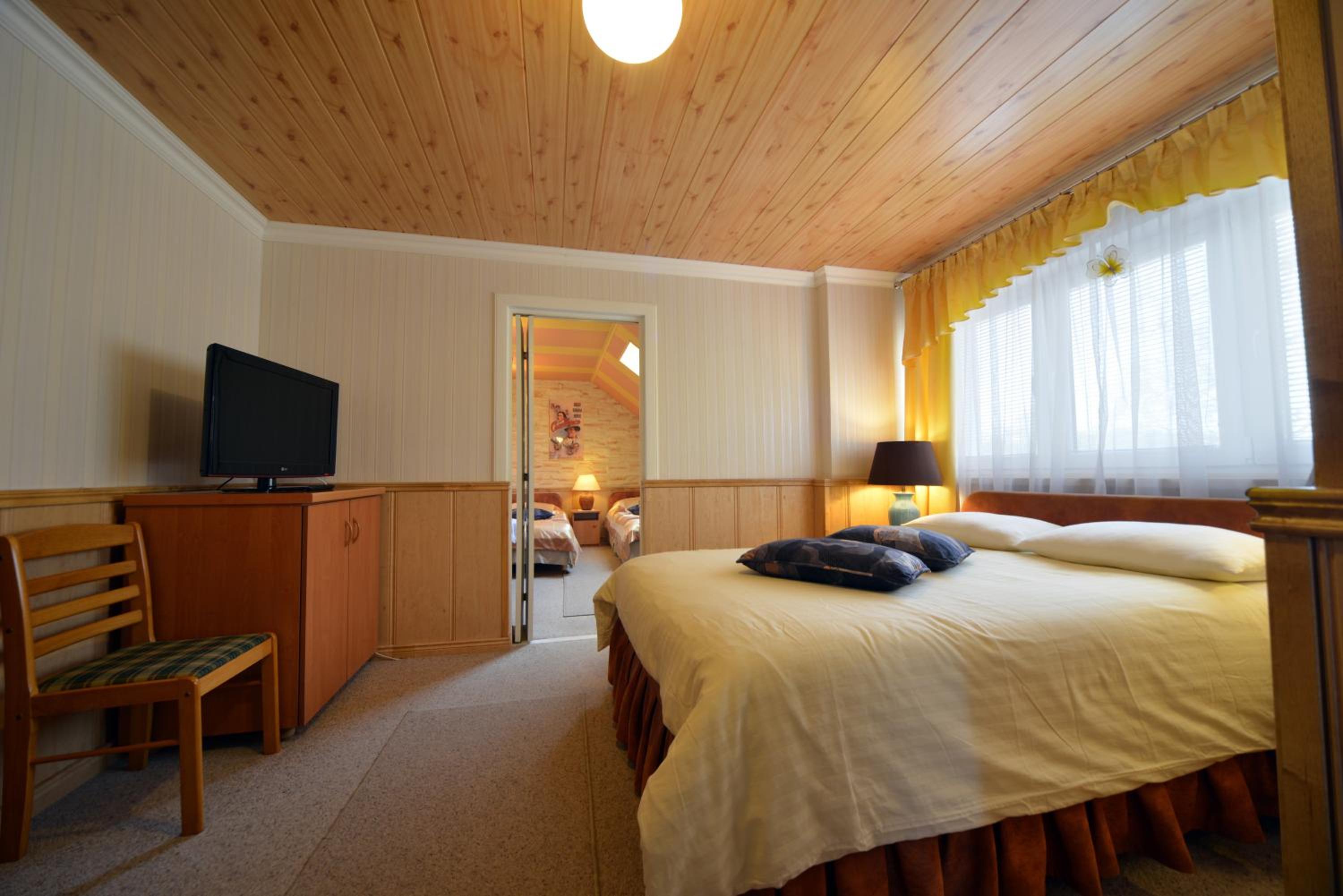 Two-Bedroom Apartment (2-4 Adults)