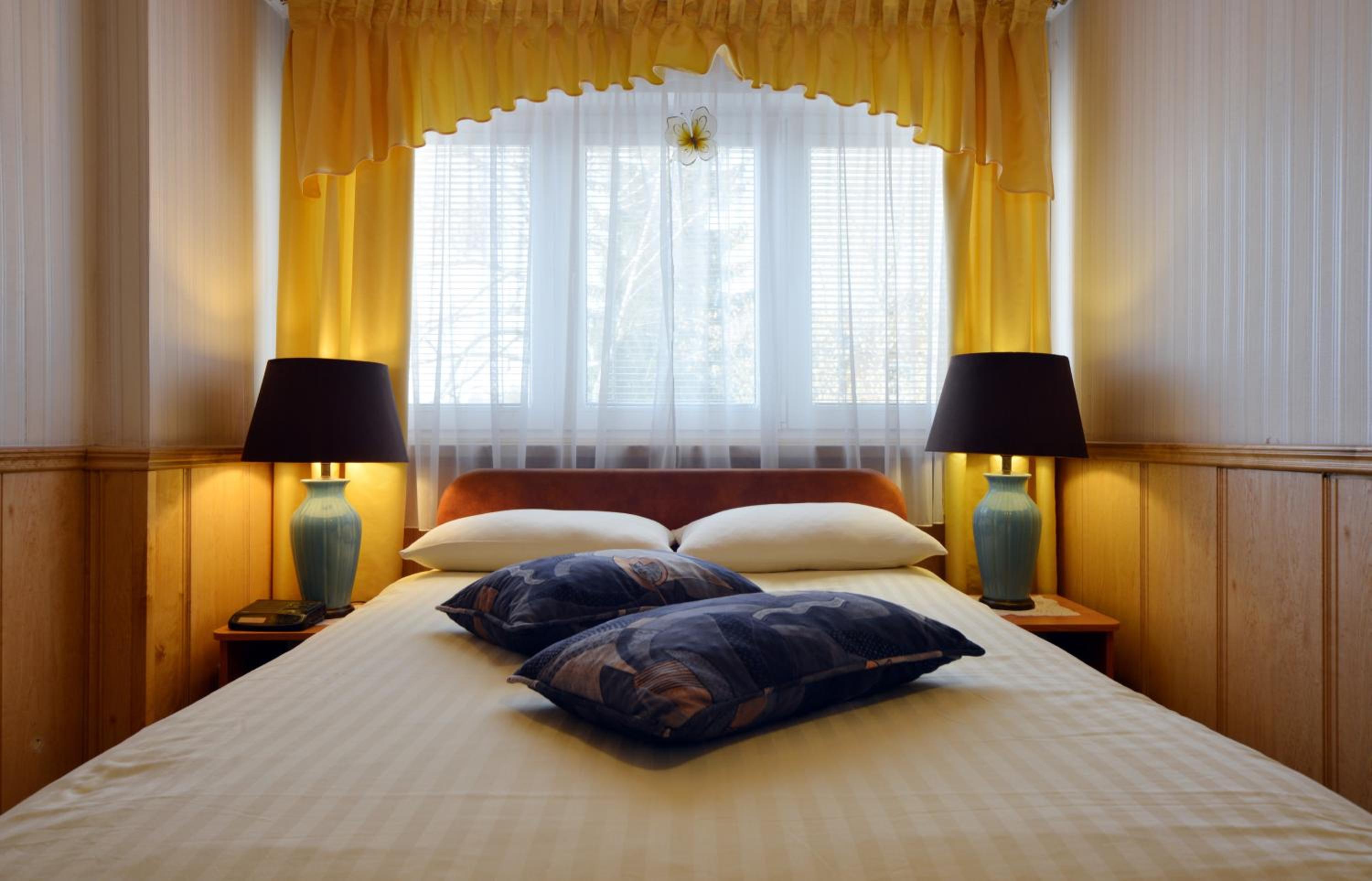 Two-Bedroom Apartment (2-4 Adults) photo 2