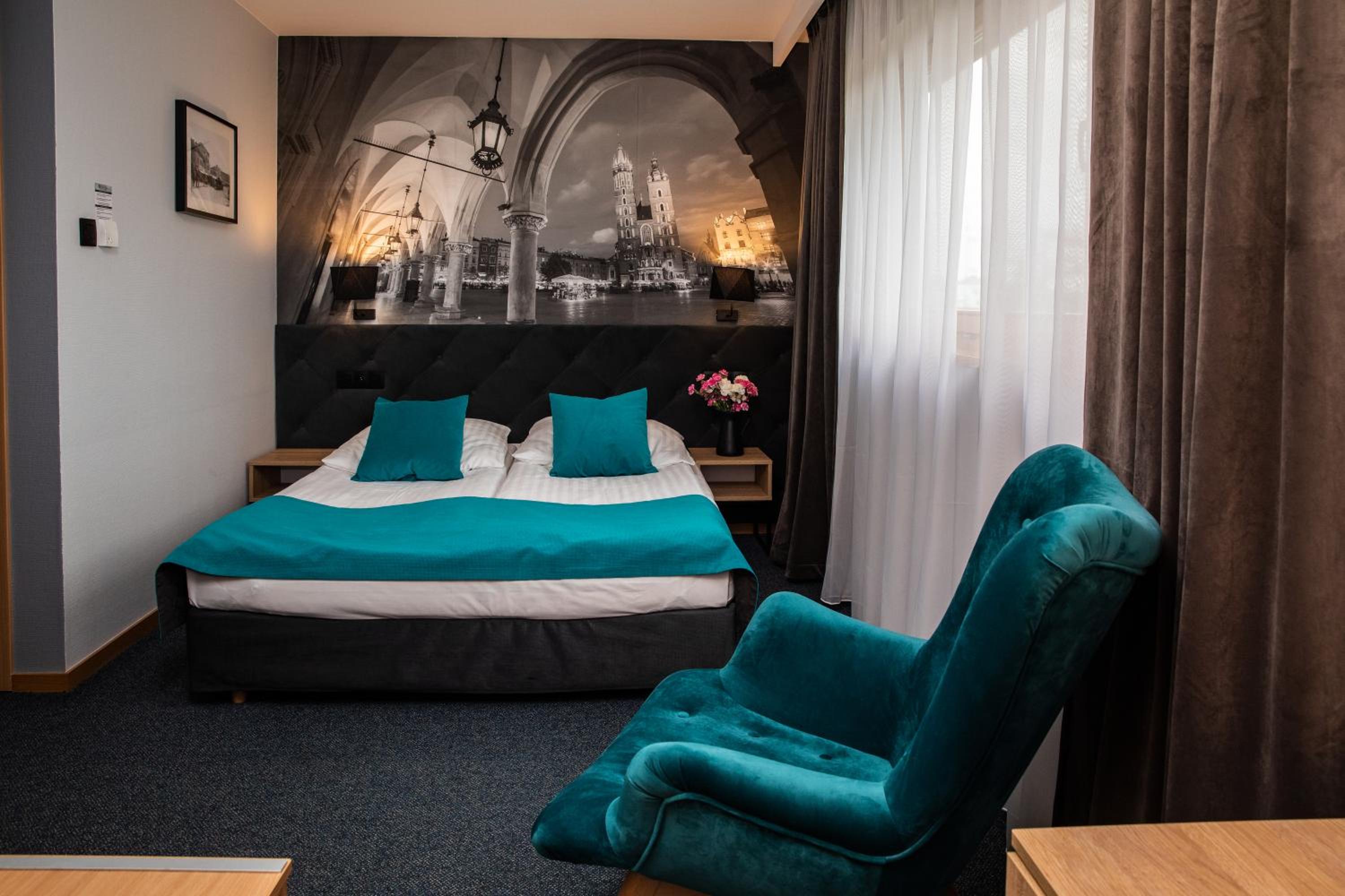 Double Room with Side River View - Photo 1