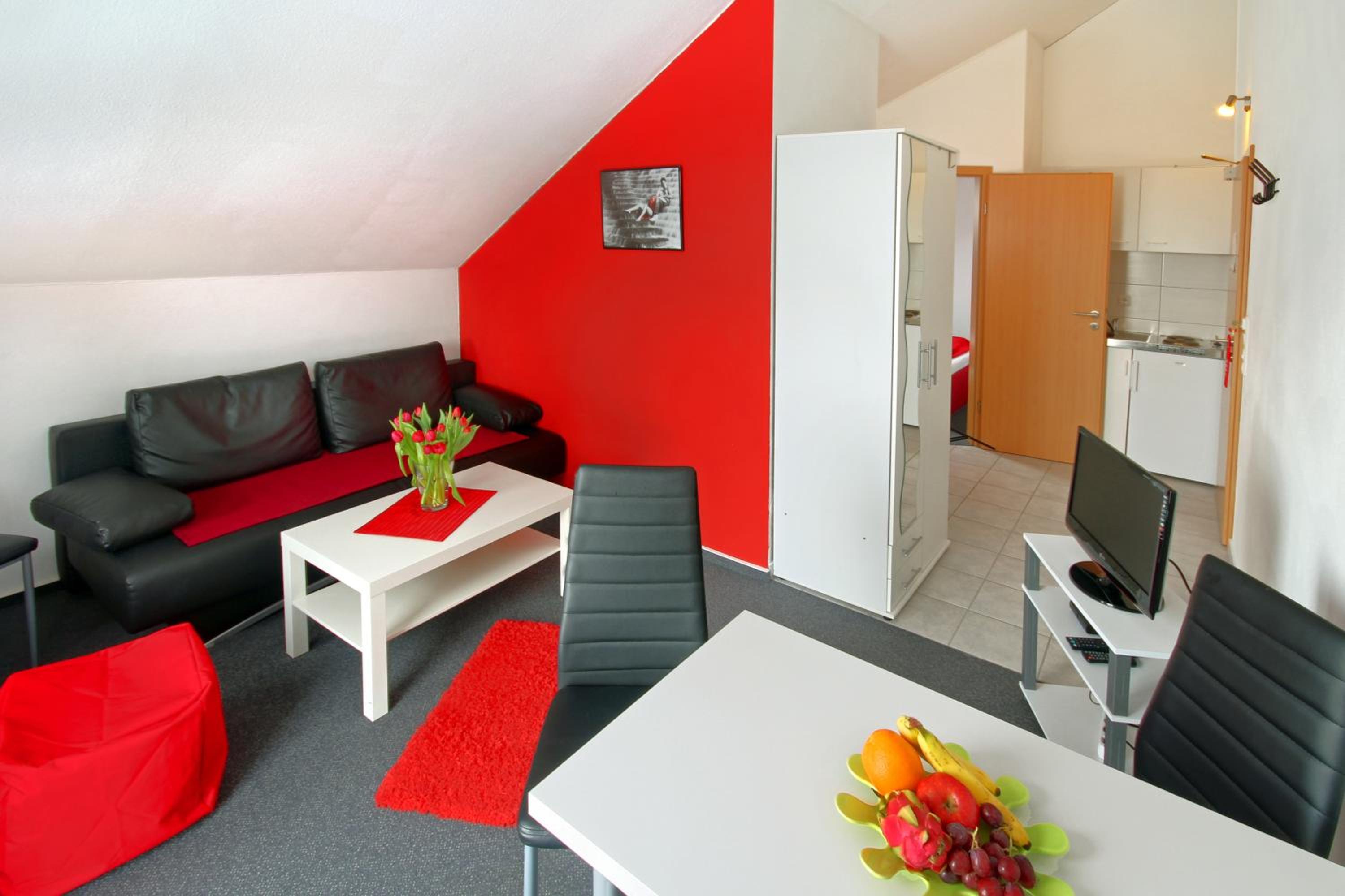 One-Bedroom Apartment (2 - 4 Adults) photo 3