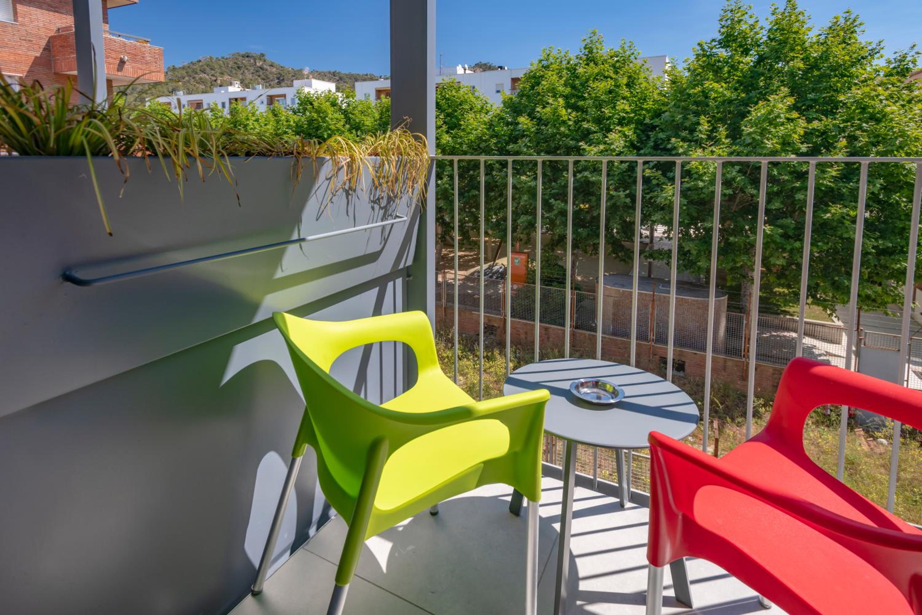 Superior Double or Twin Room with Terrace (3 Adults) - Photo 10