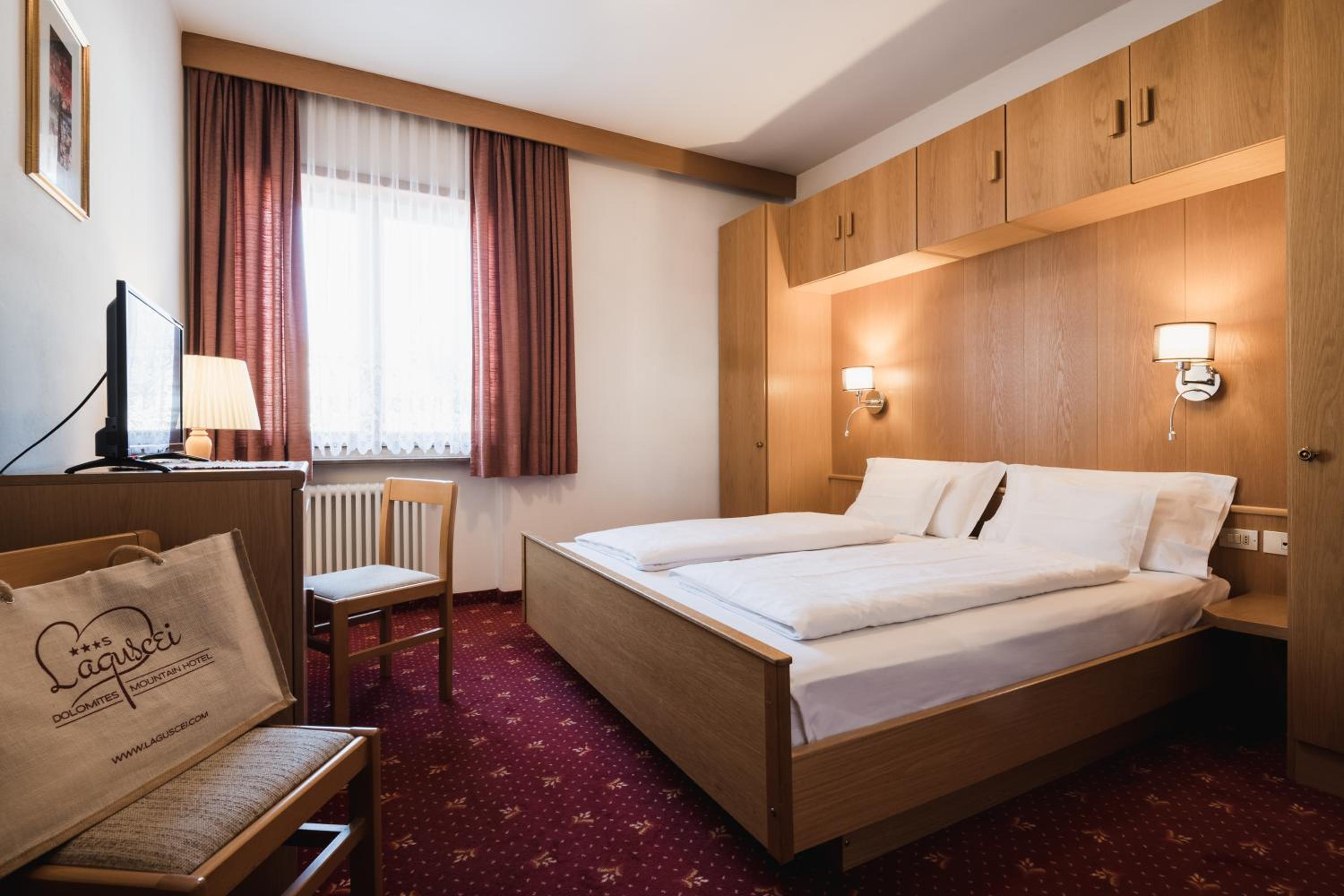 Economy Double Room photo 2