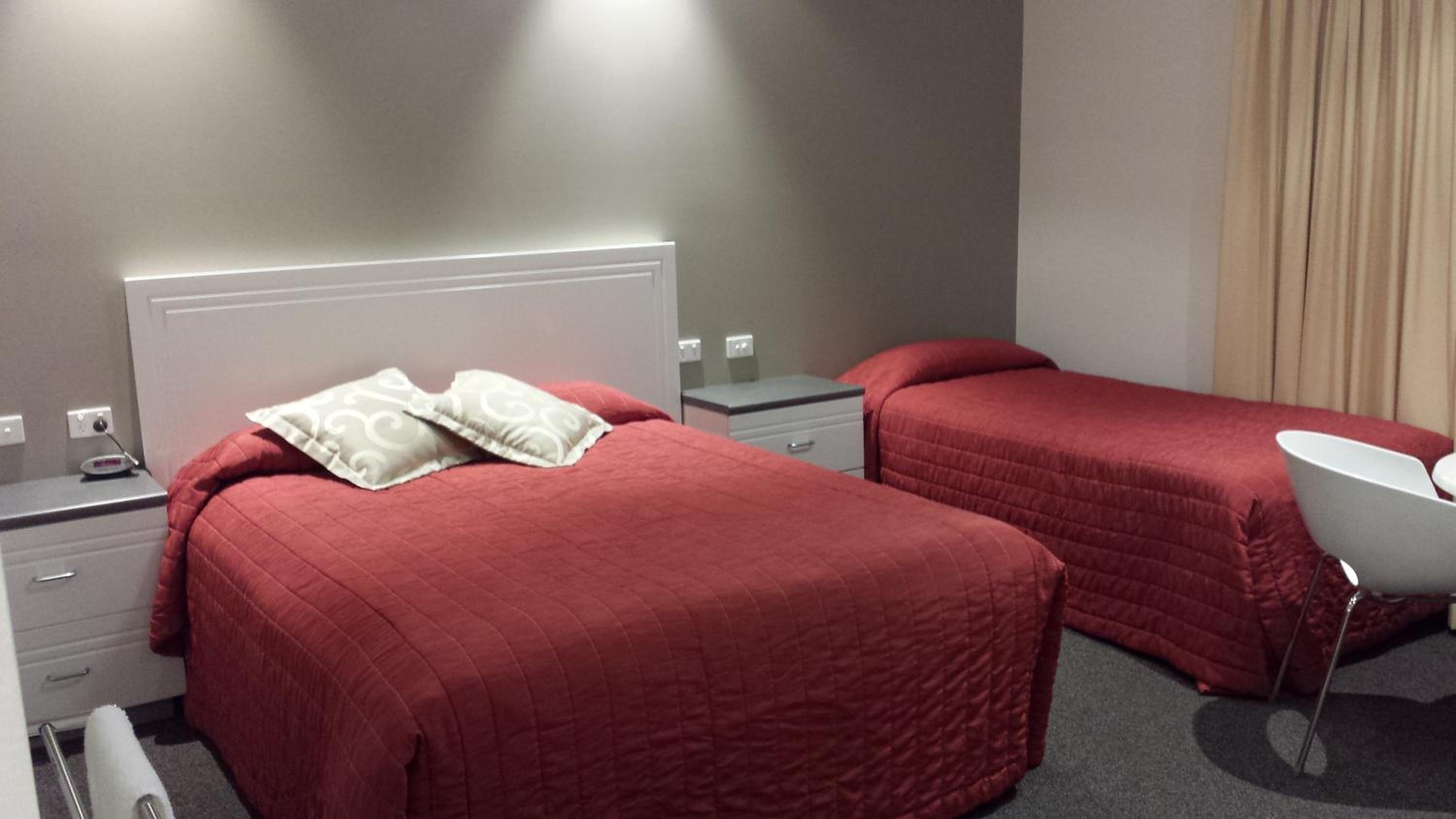 Two Interconnecting Double Rooms - Photo 4