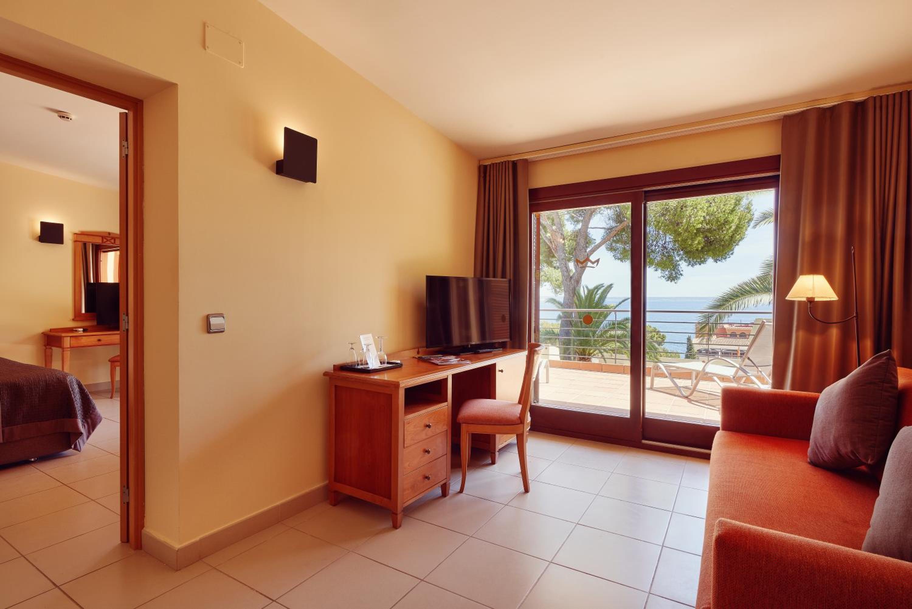 Suite Bungalow con Balcón