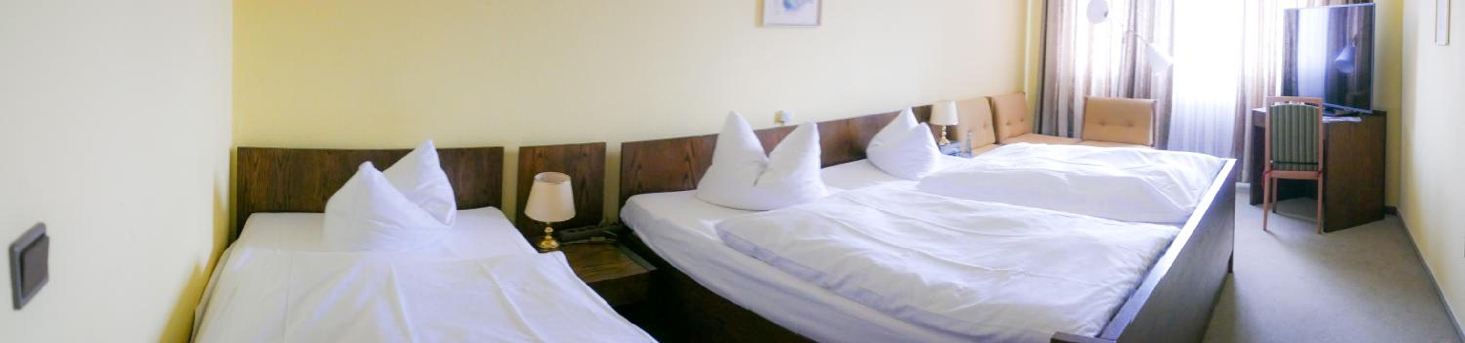 Triple Room - Photo 2