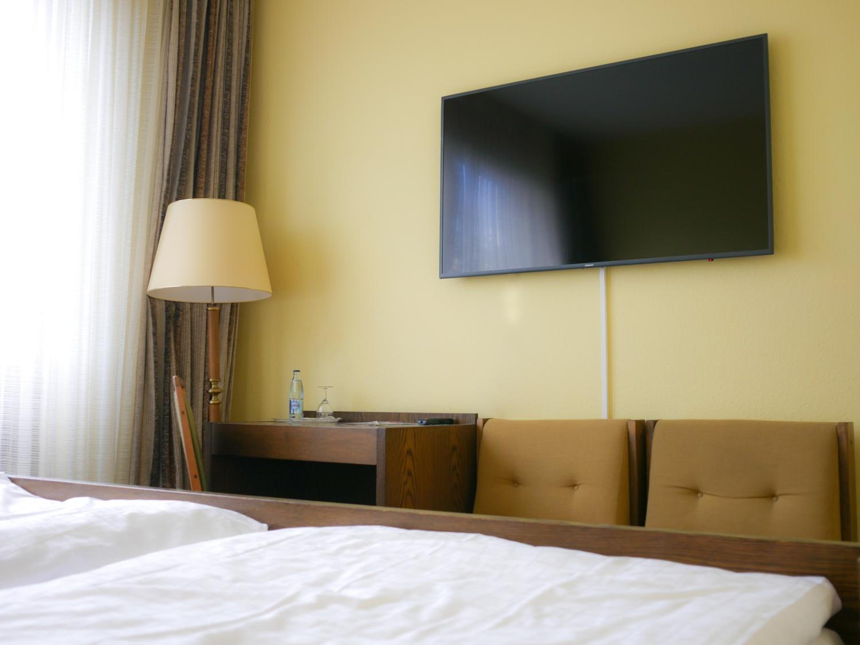 Standard Double Room - Photo 4