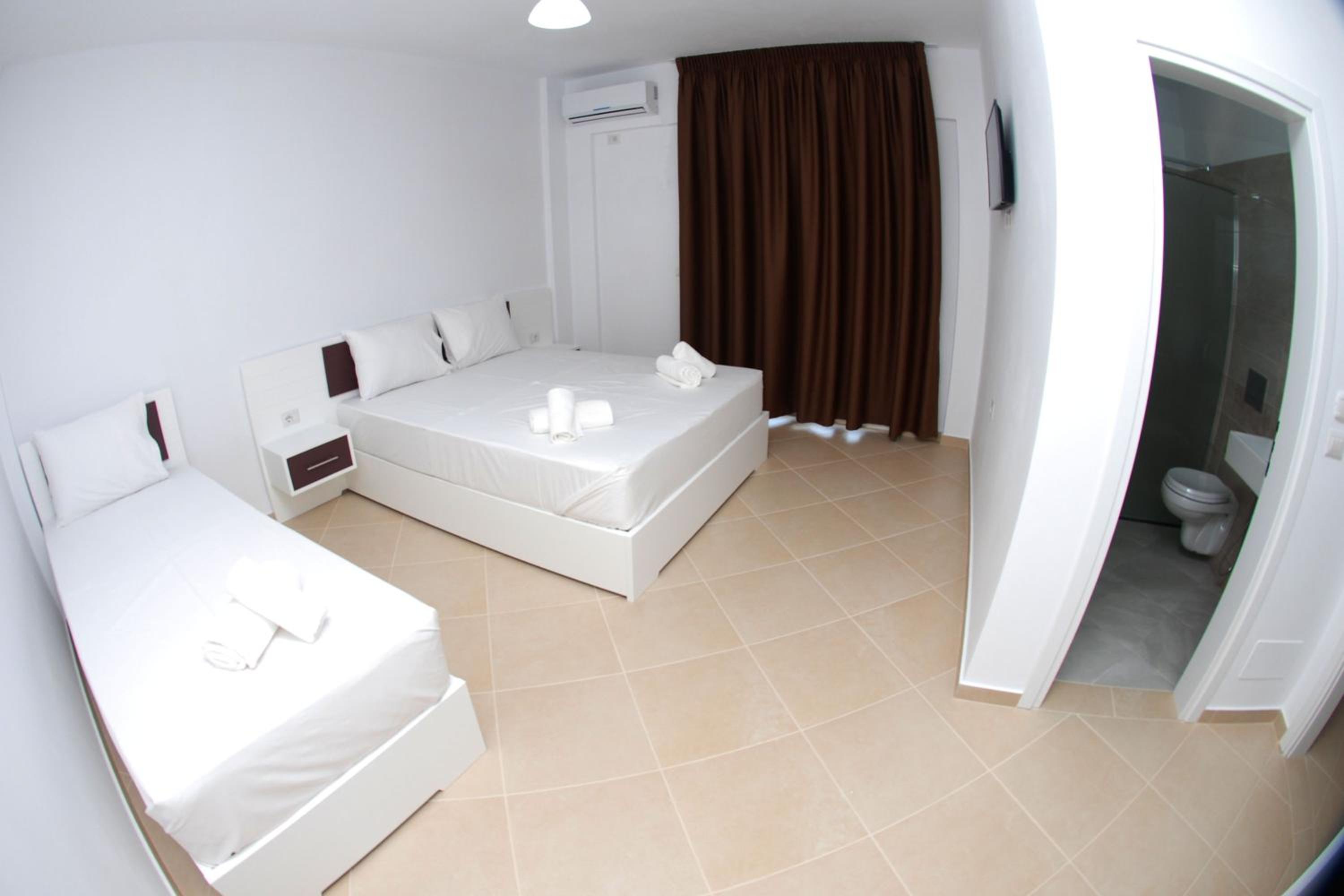 Triple Room with Balcony photo 3
