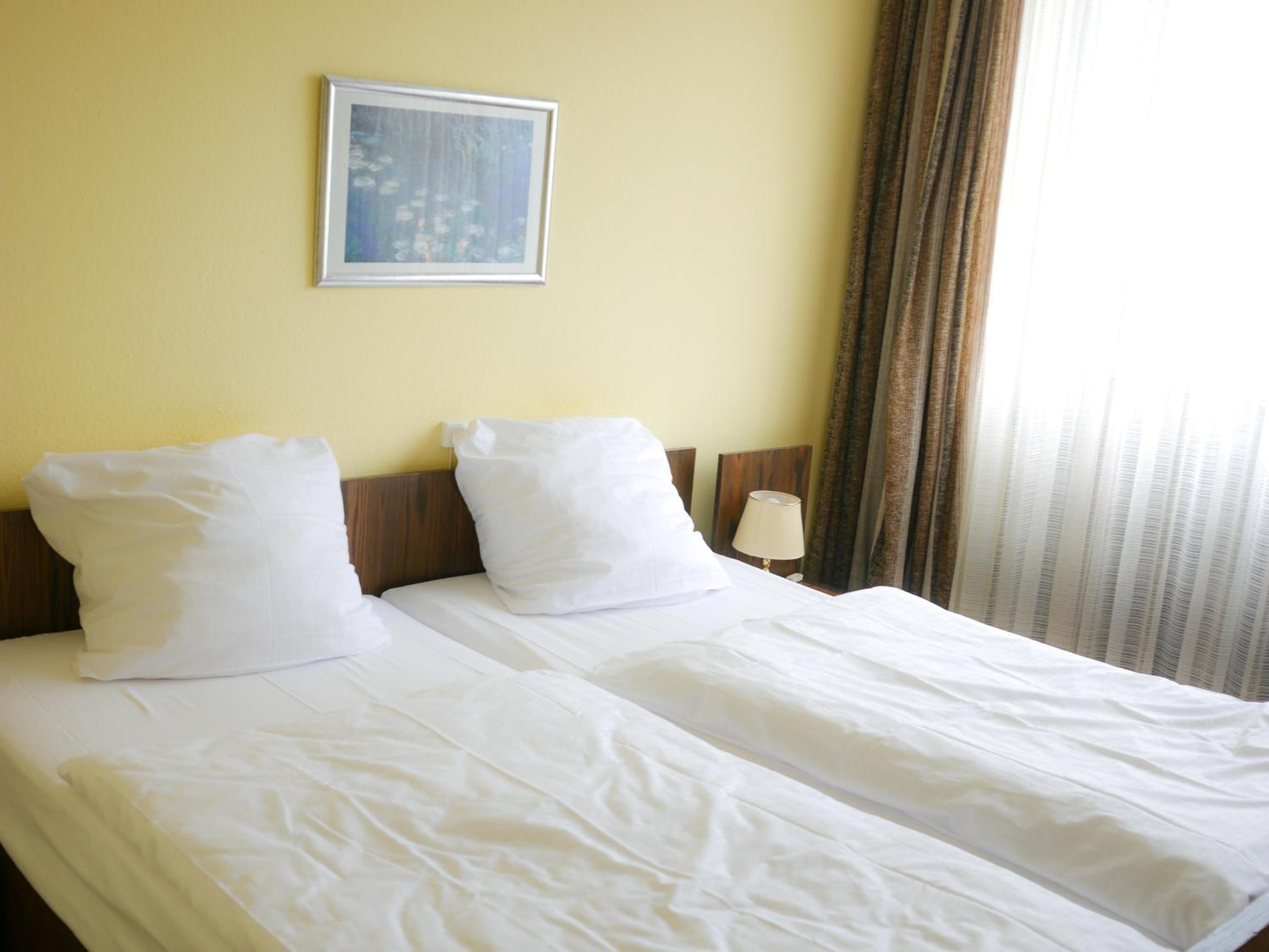 Standard Double Room - Photo 1