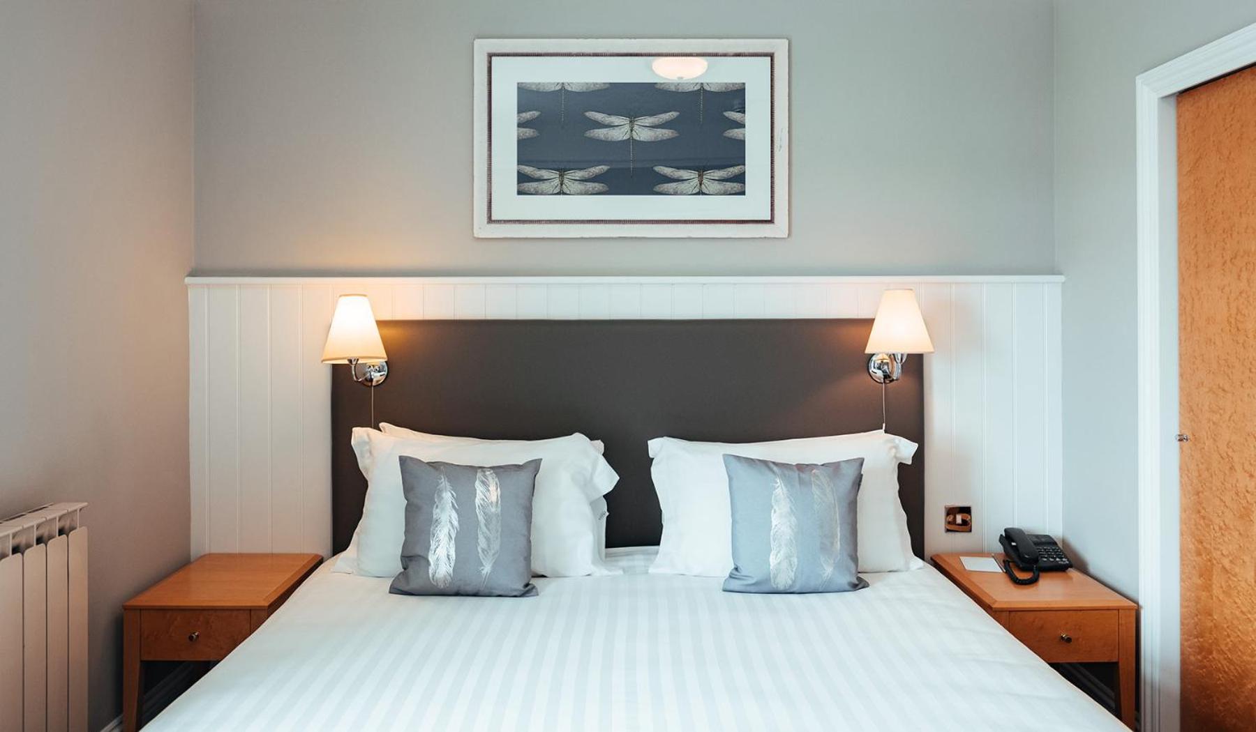 Twin/Double Room - Inland View