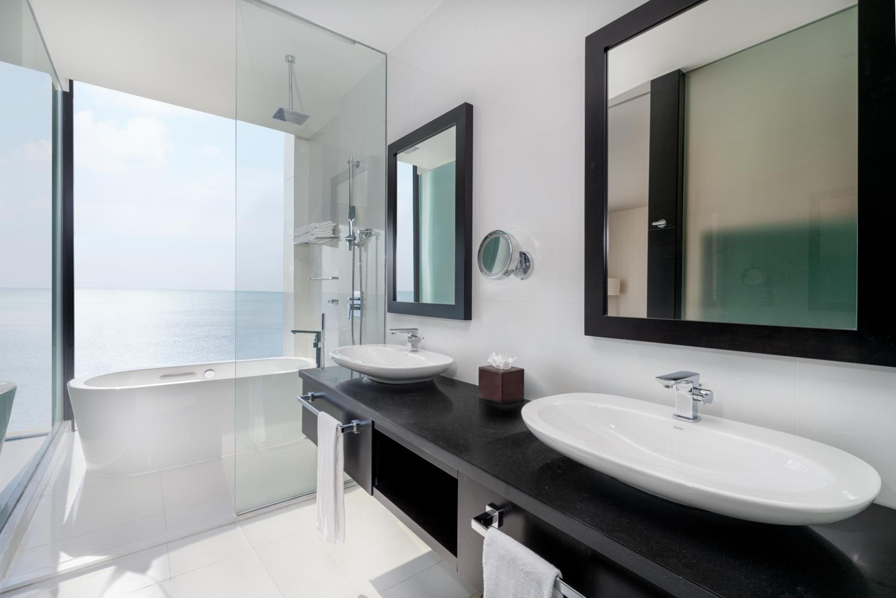 Executive King Room with Ocean View