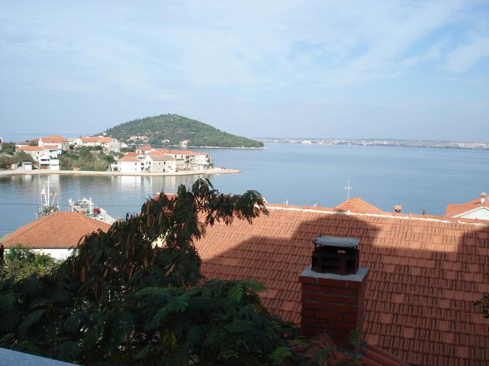 Studio Apartment with Sea View photo 3