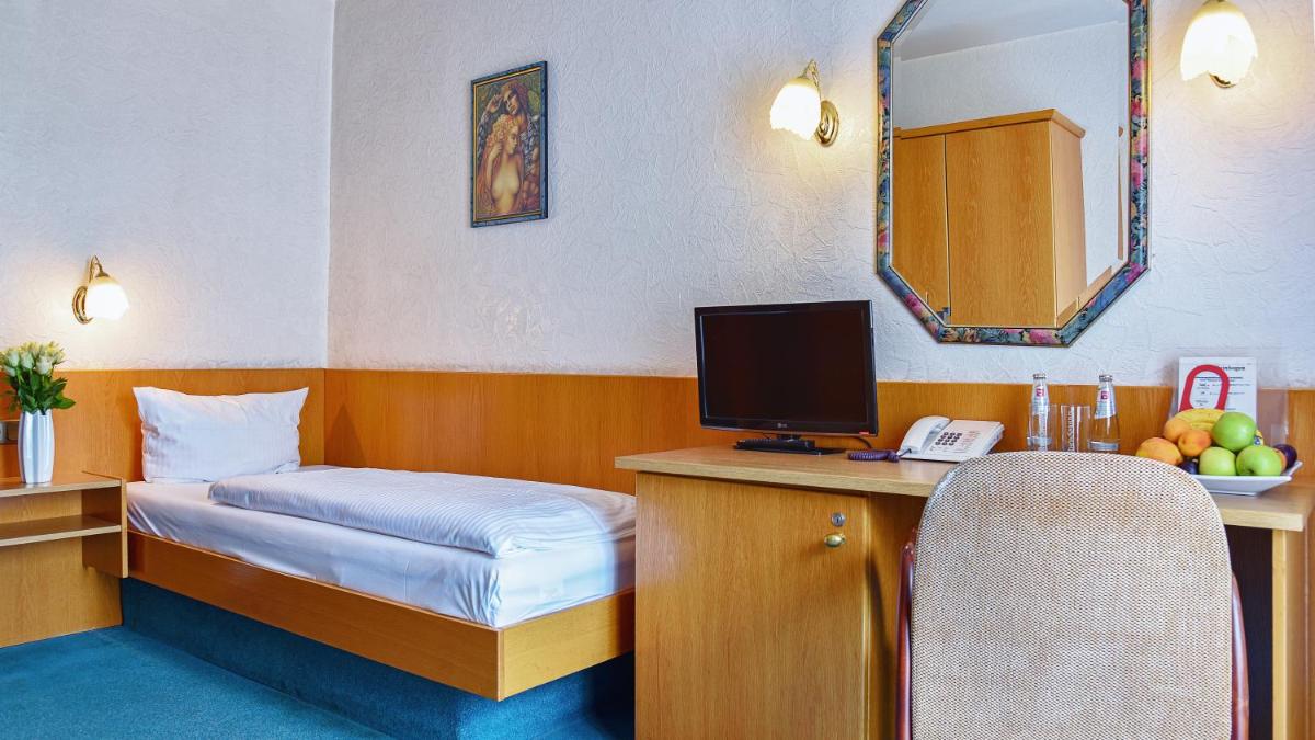 Single Room photo 2