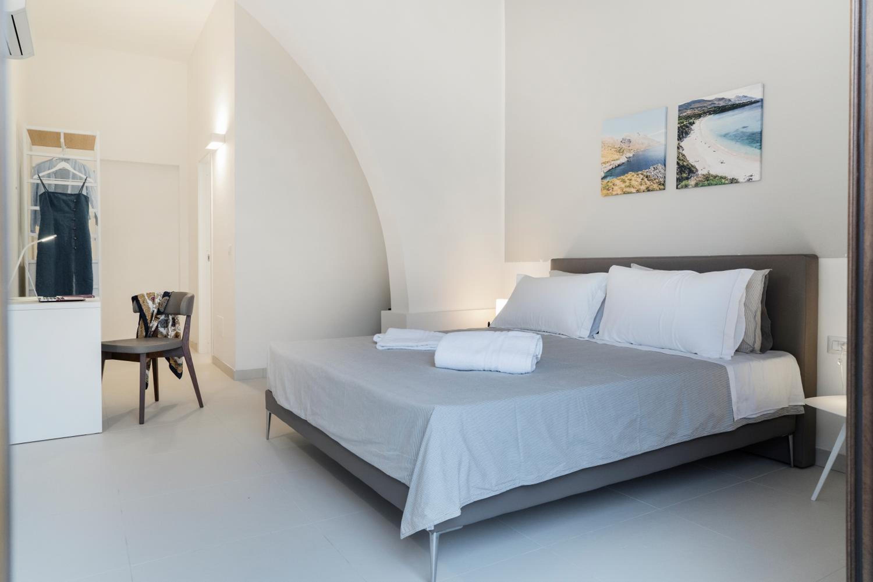 King Room with Garden View