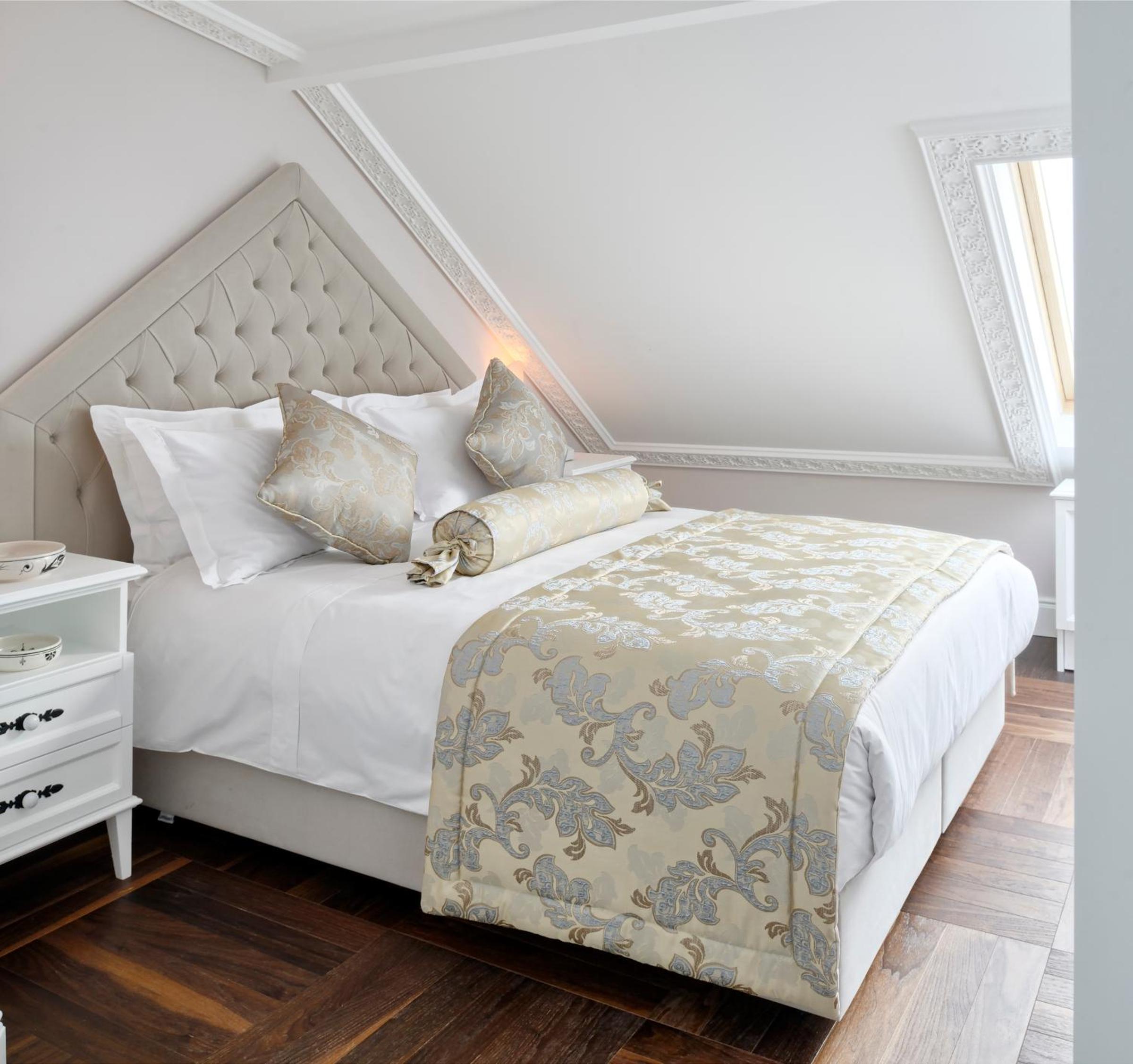 Penthouse Deluxe Room photo 3