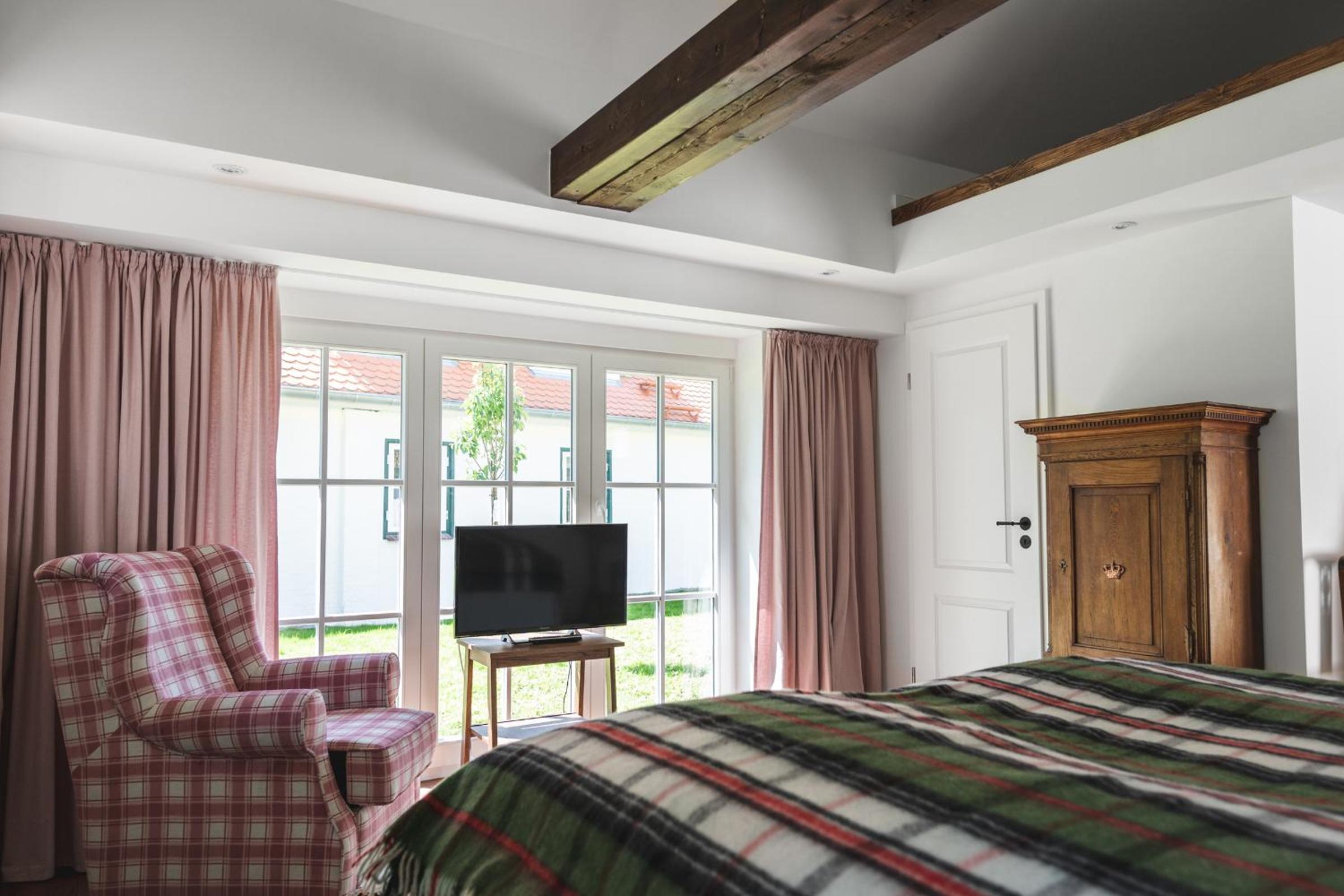 Double Room - Photo 4