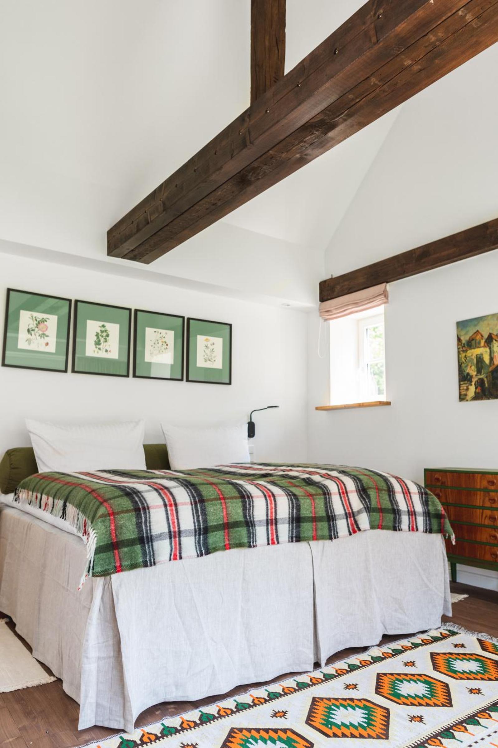 Small Double Room - Photo 17