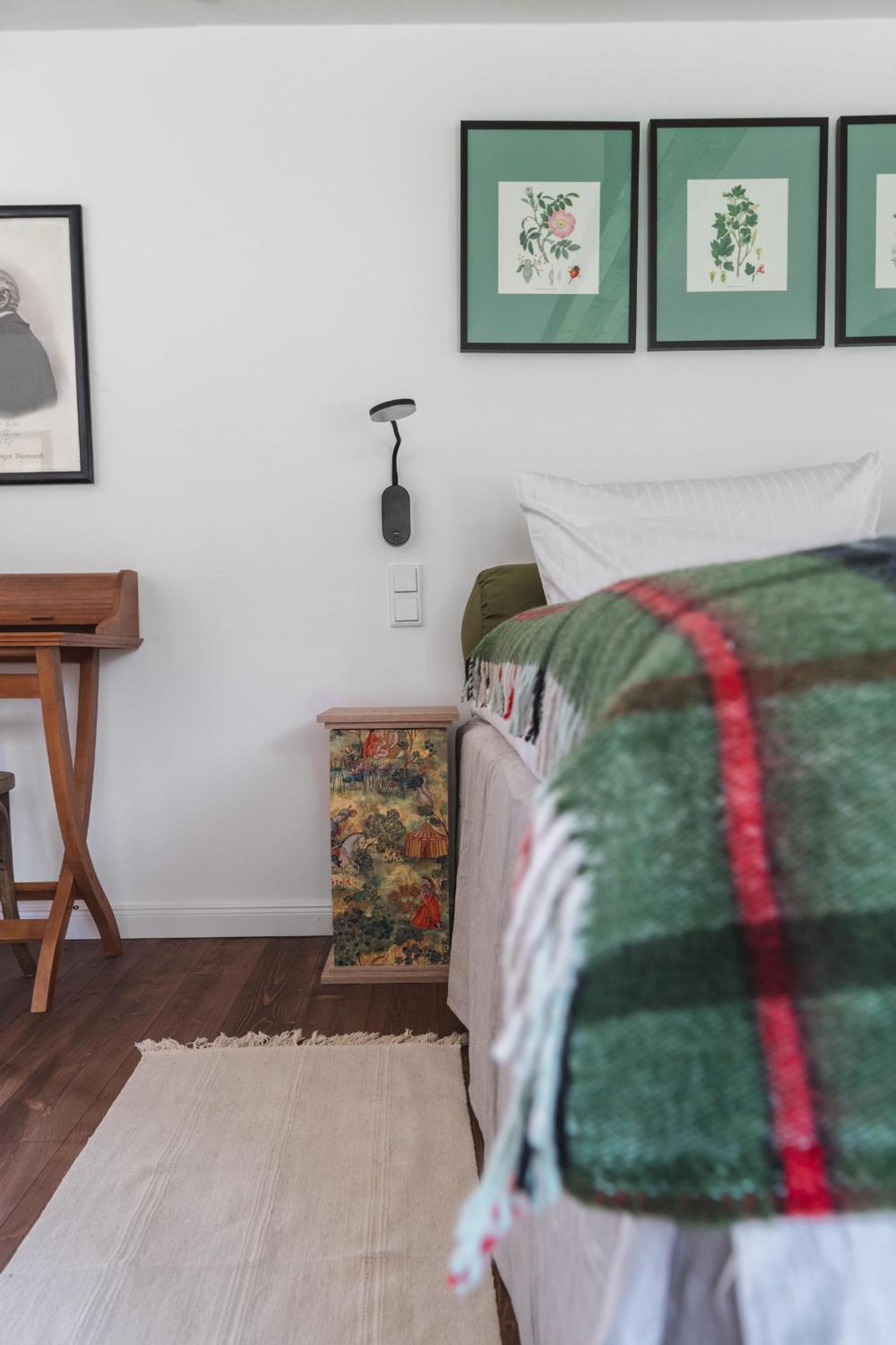 Small Double Room - Photo 16
