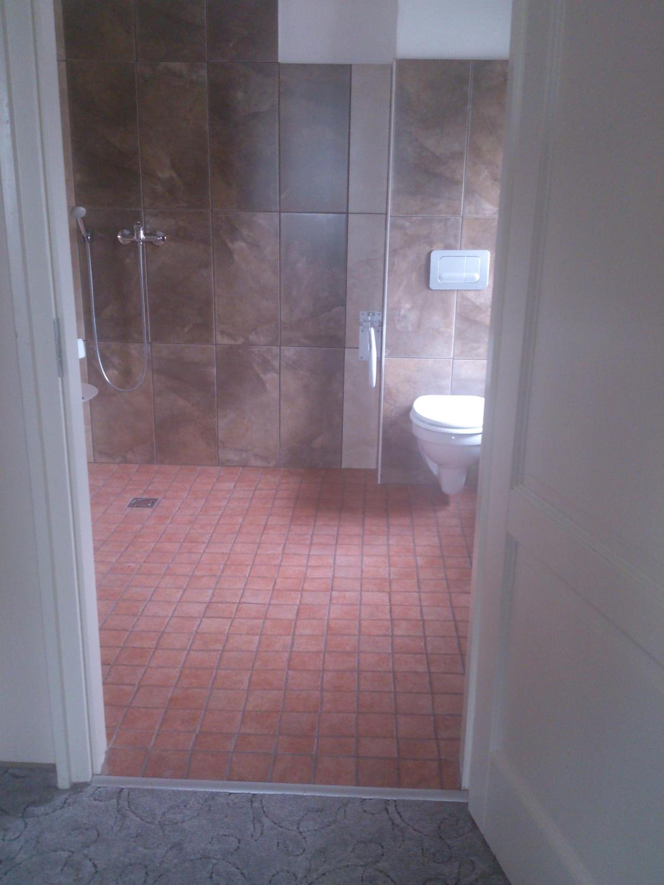 Double Room - Disability Access photo 2
