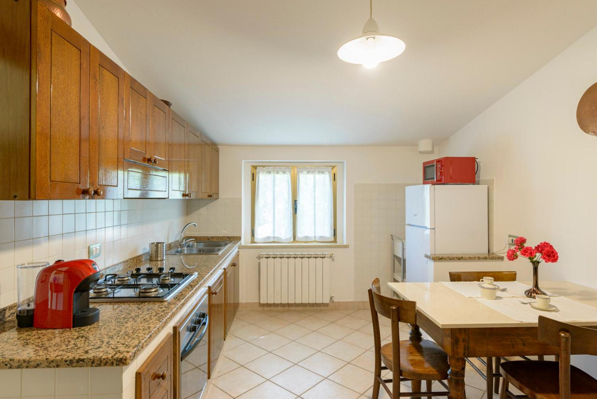 Two-Bedroom House - Photo 41