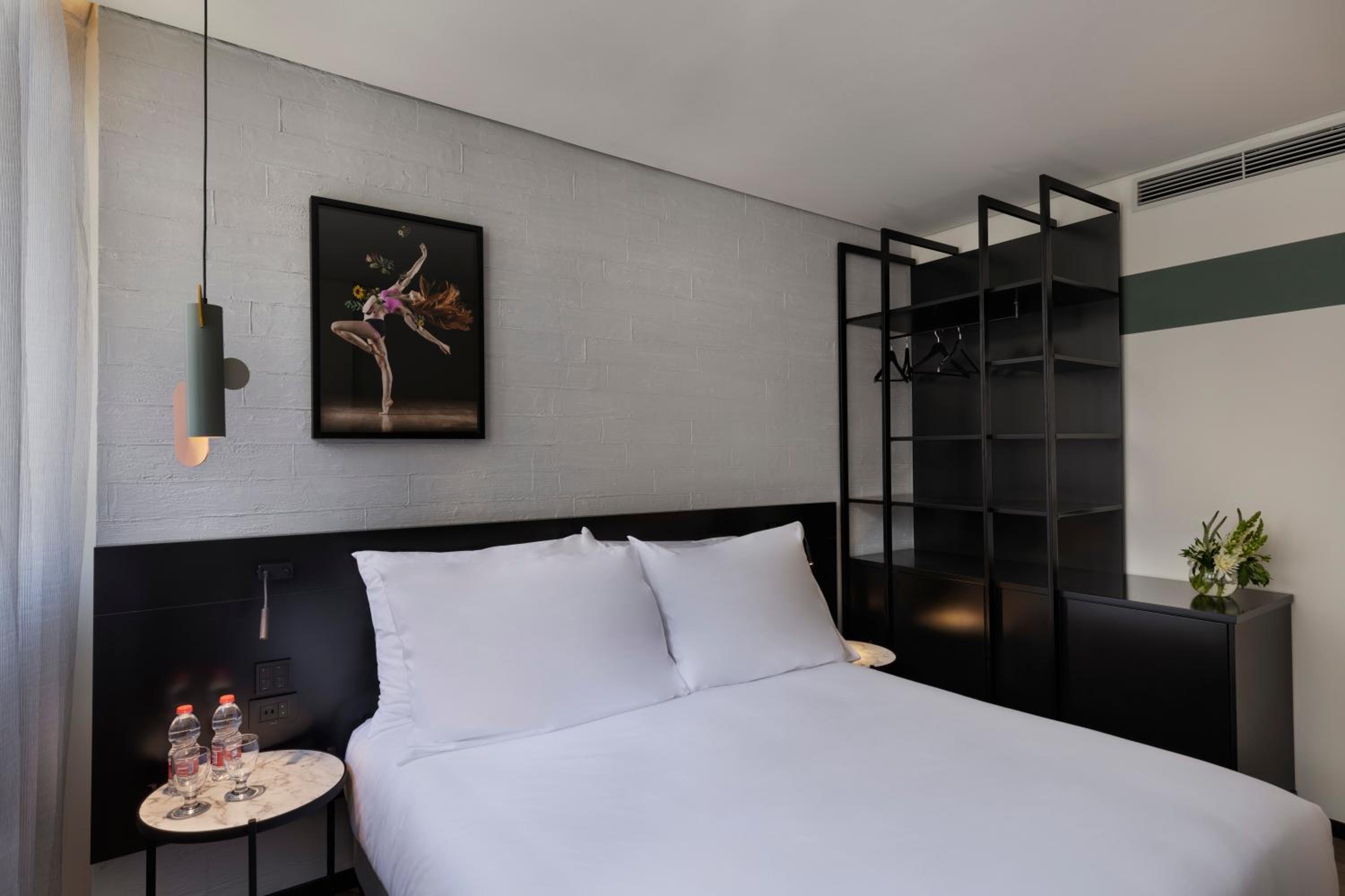 Deluxe Double Room - Photo 2