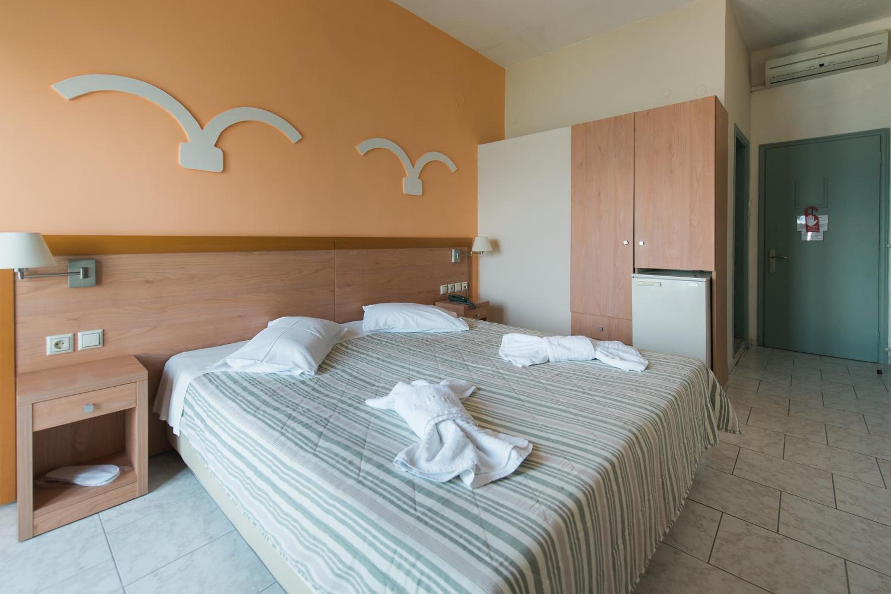 Double or Twin Room with Sea View