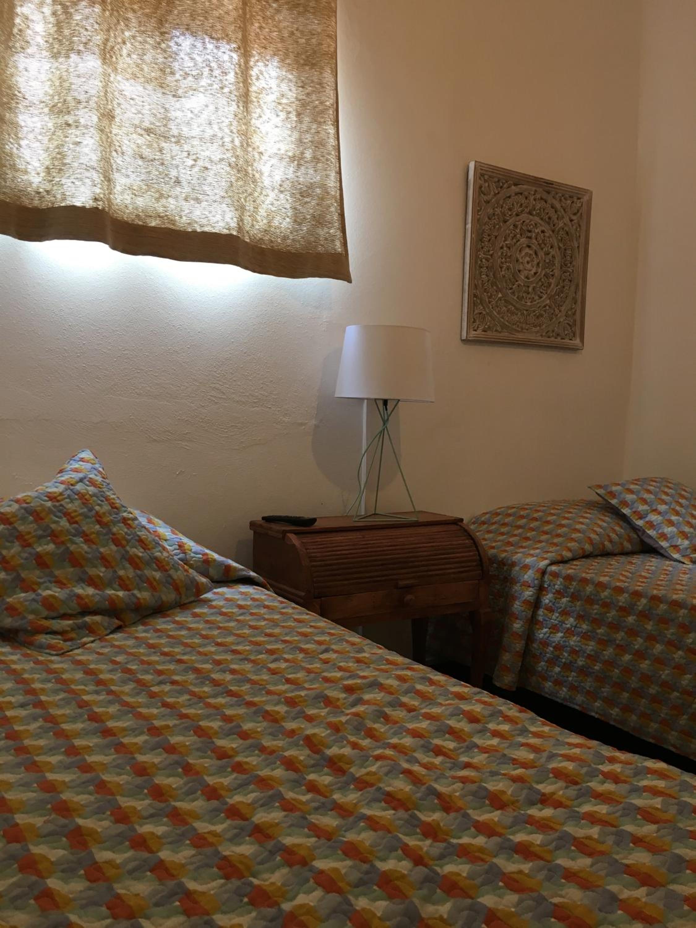 Standard Twin Room - Photo 12