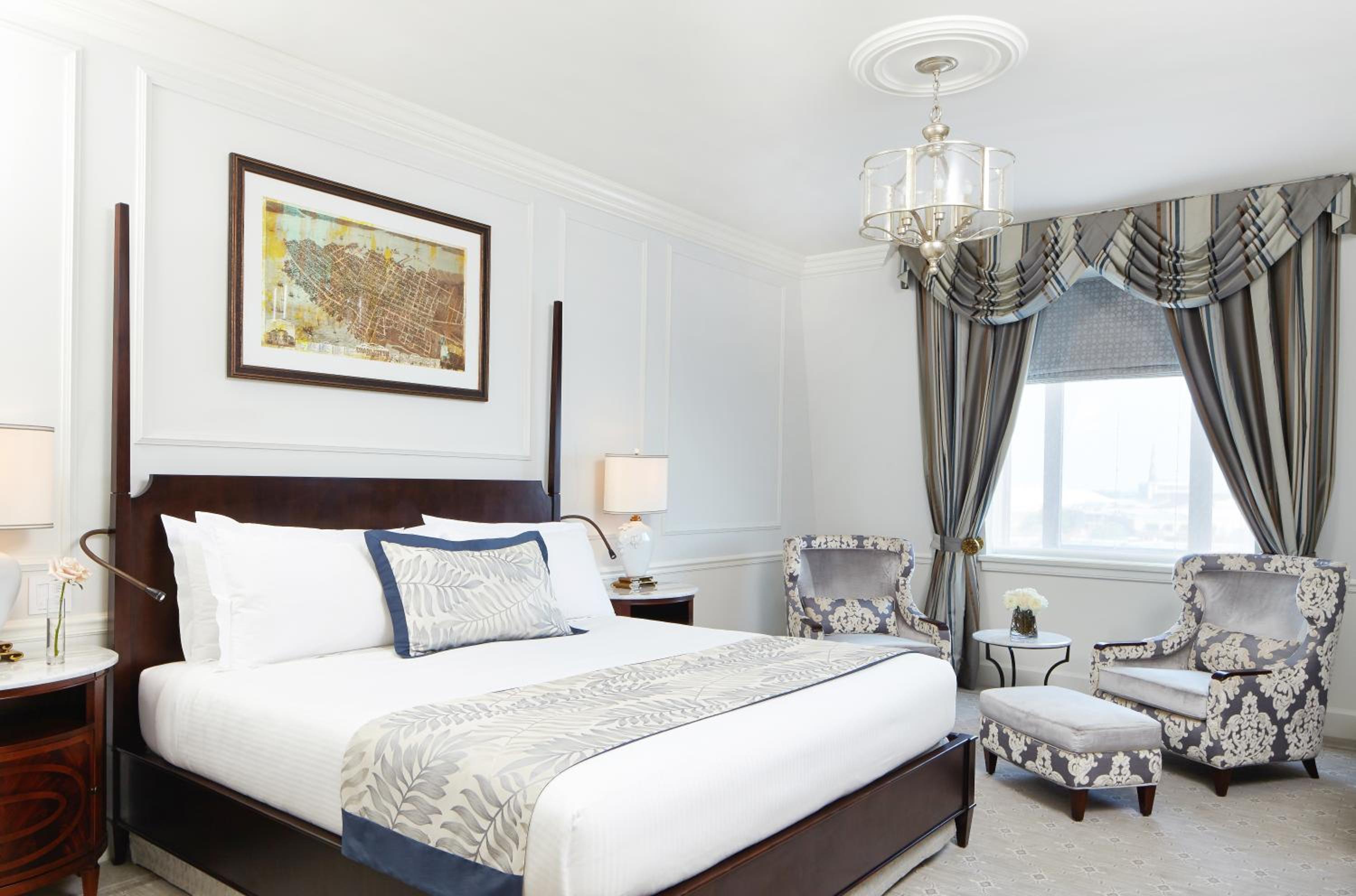 Deluxe Room - Photo 10