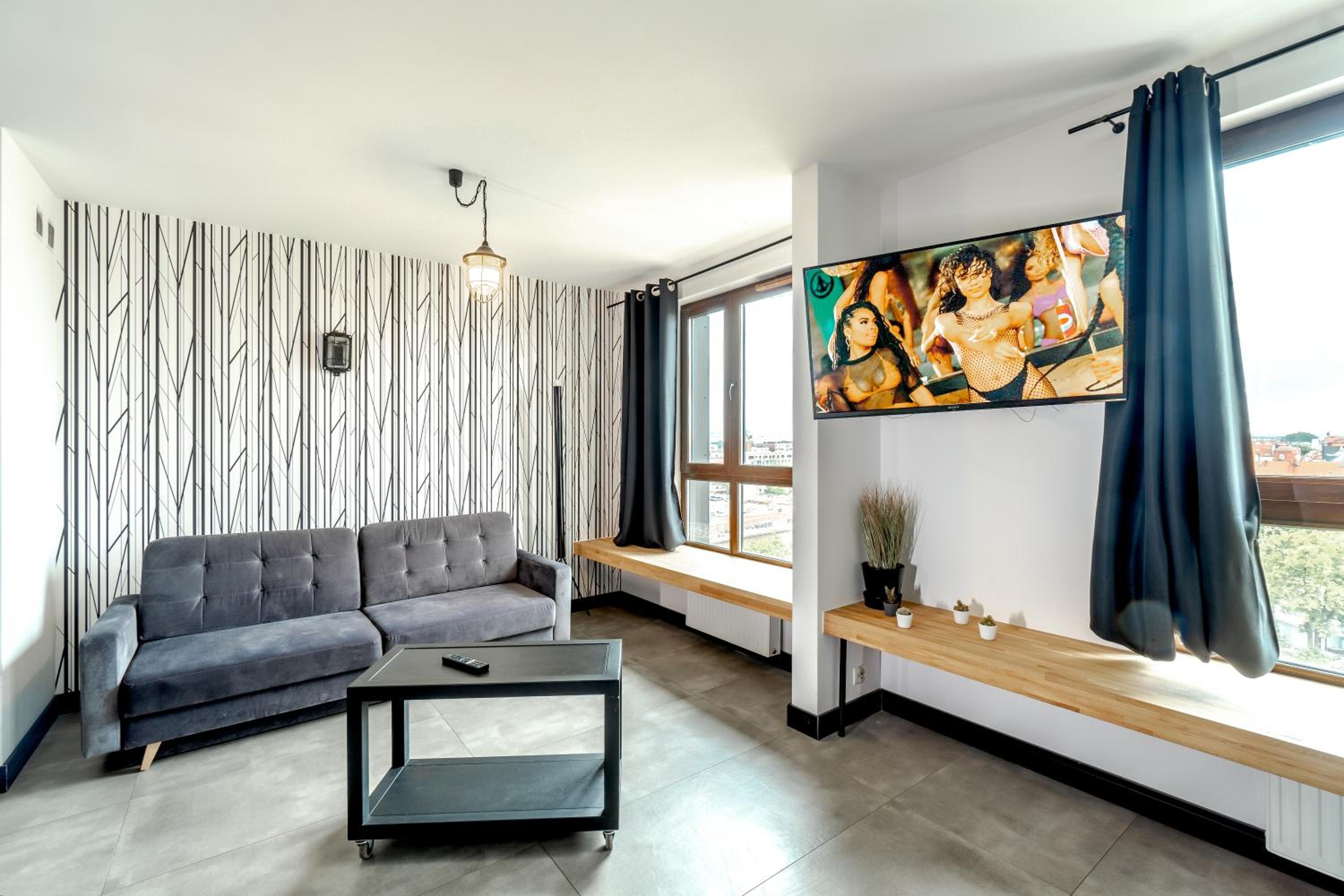 Loft with Old Town View