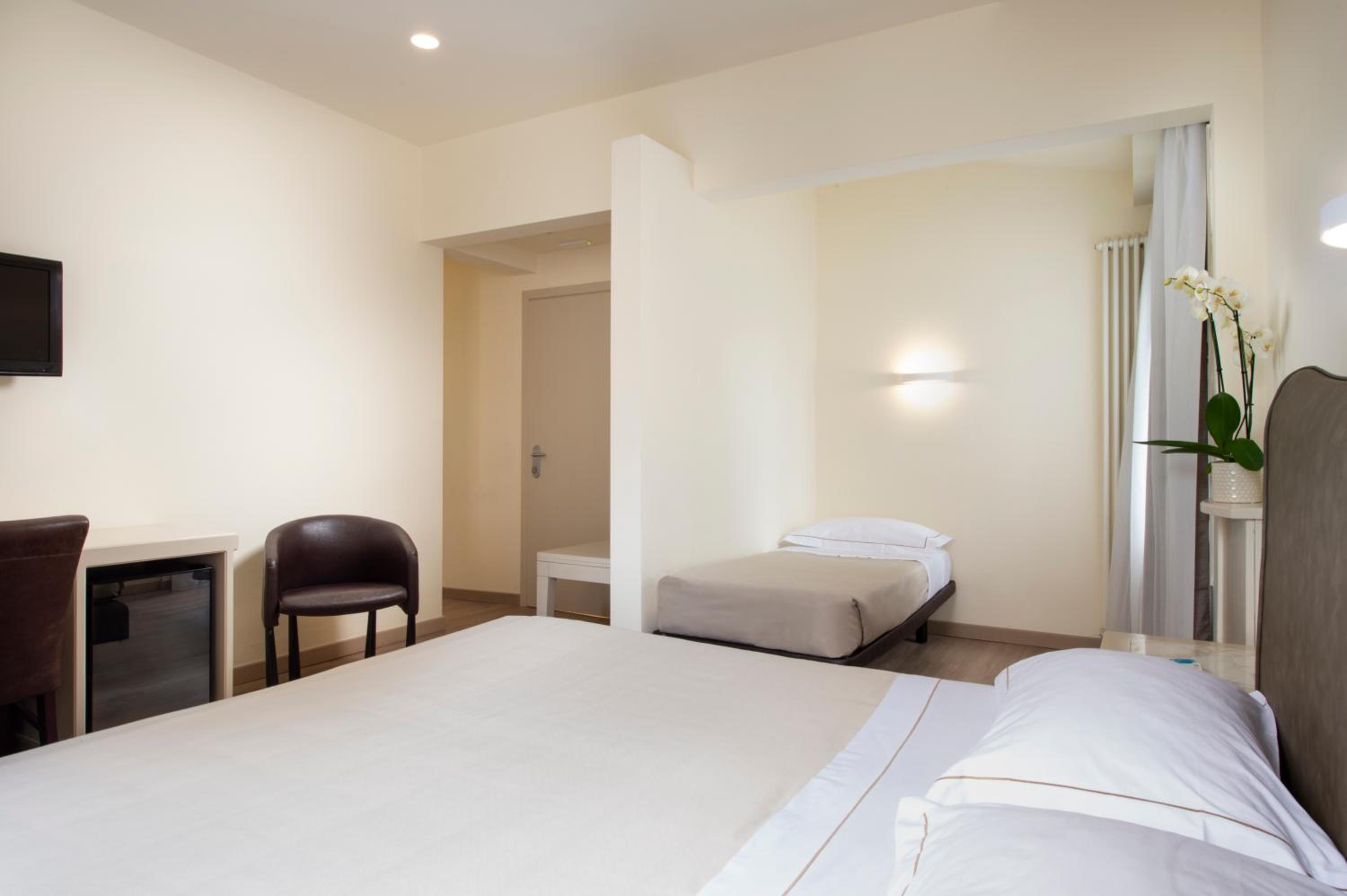 Classic Triple Room - Annex photo 3