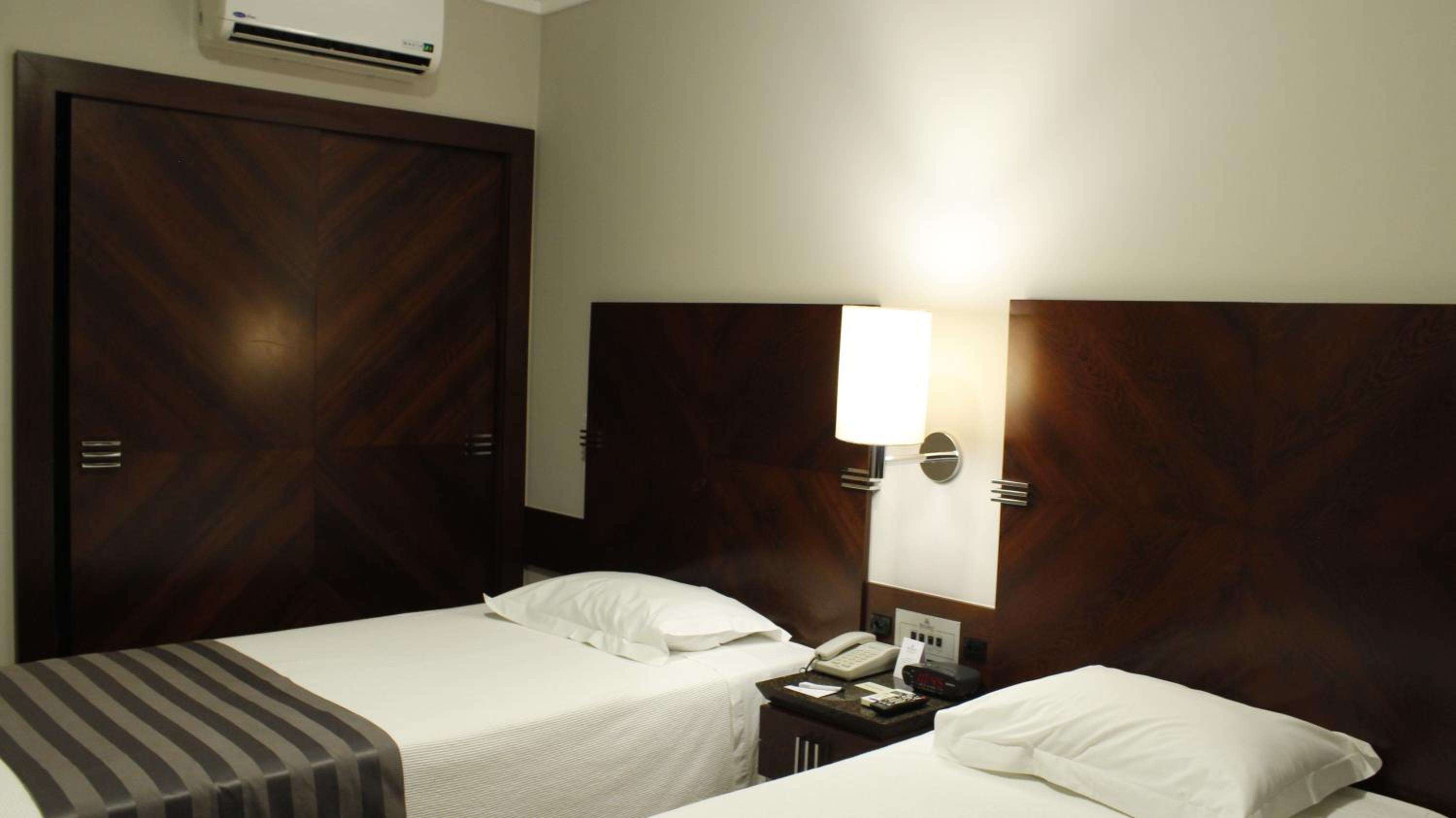 Superior Twin Room - Photo 5