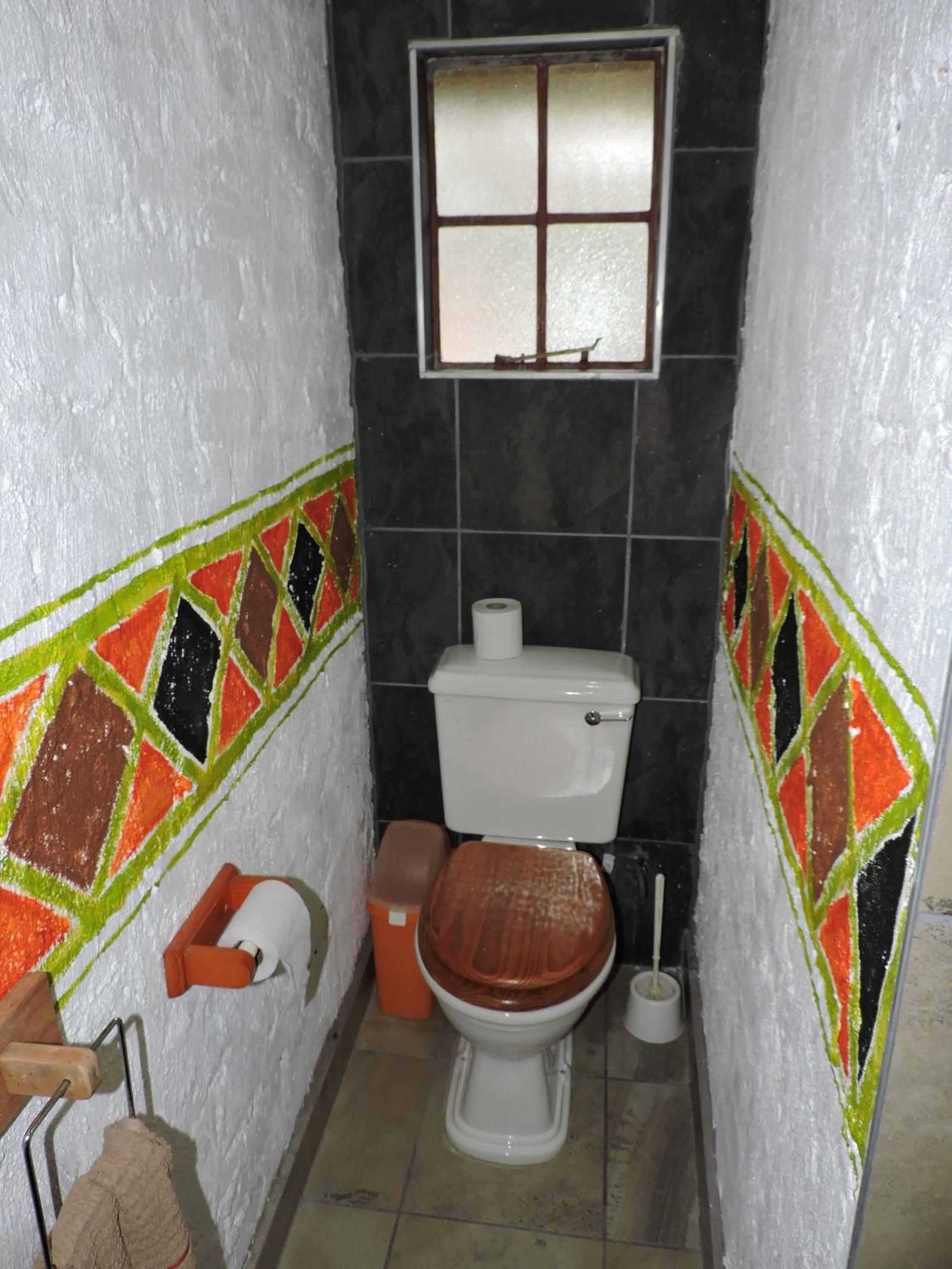 Double Room with Private Bathroom - Photo 3