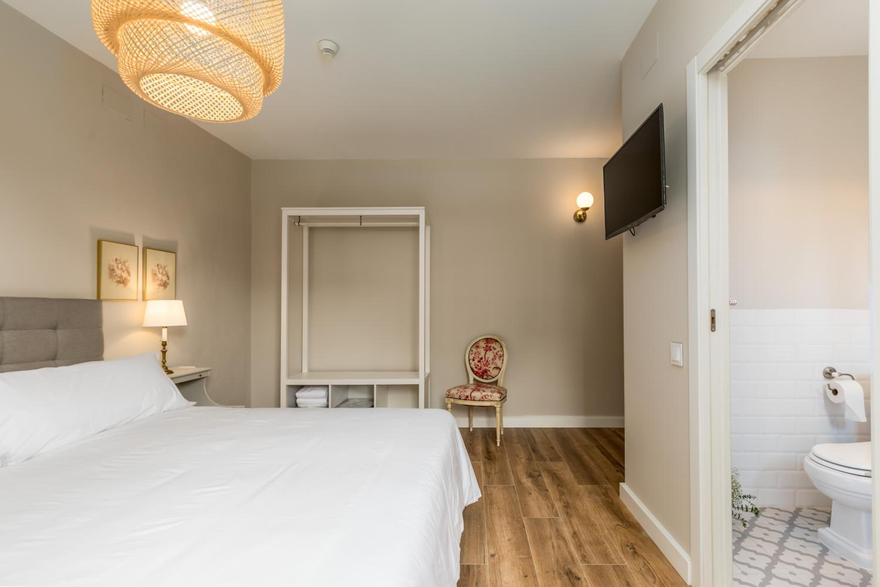 Superior Double Room - Photo 39