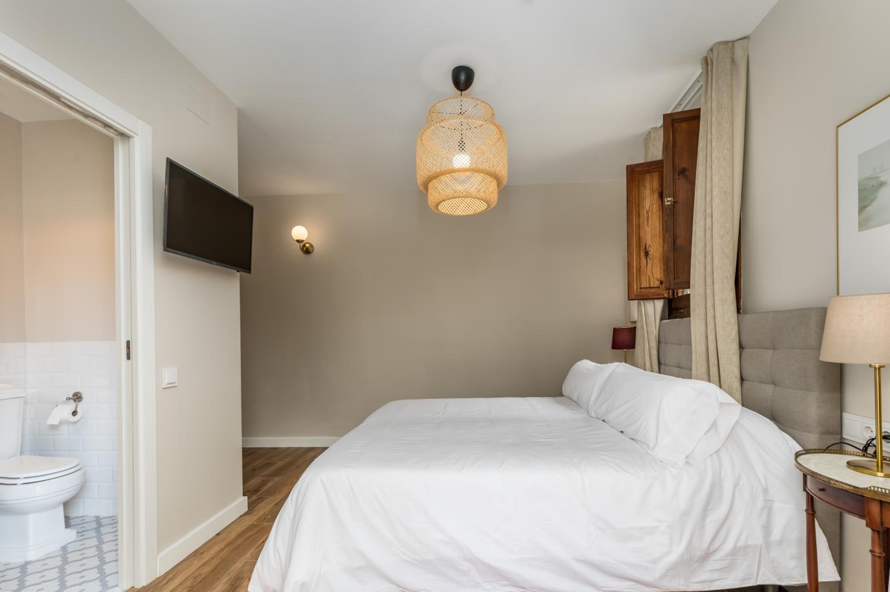 Superior Double Room - Photo 34