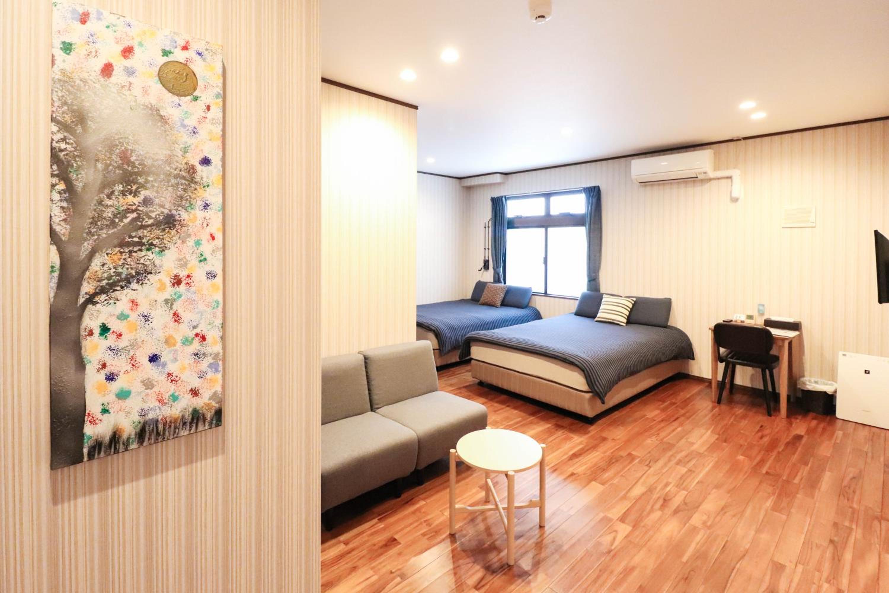 Studio Apartment photo 3