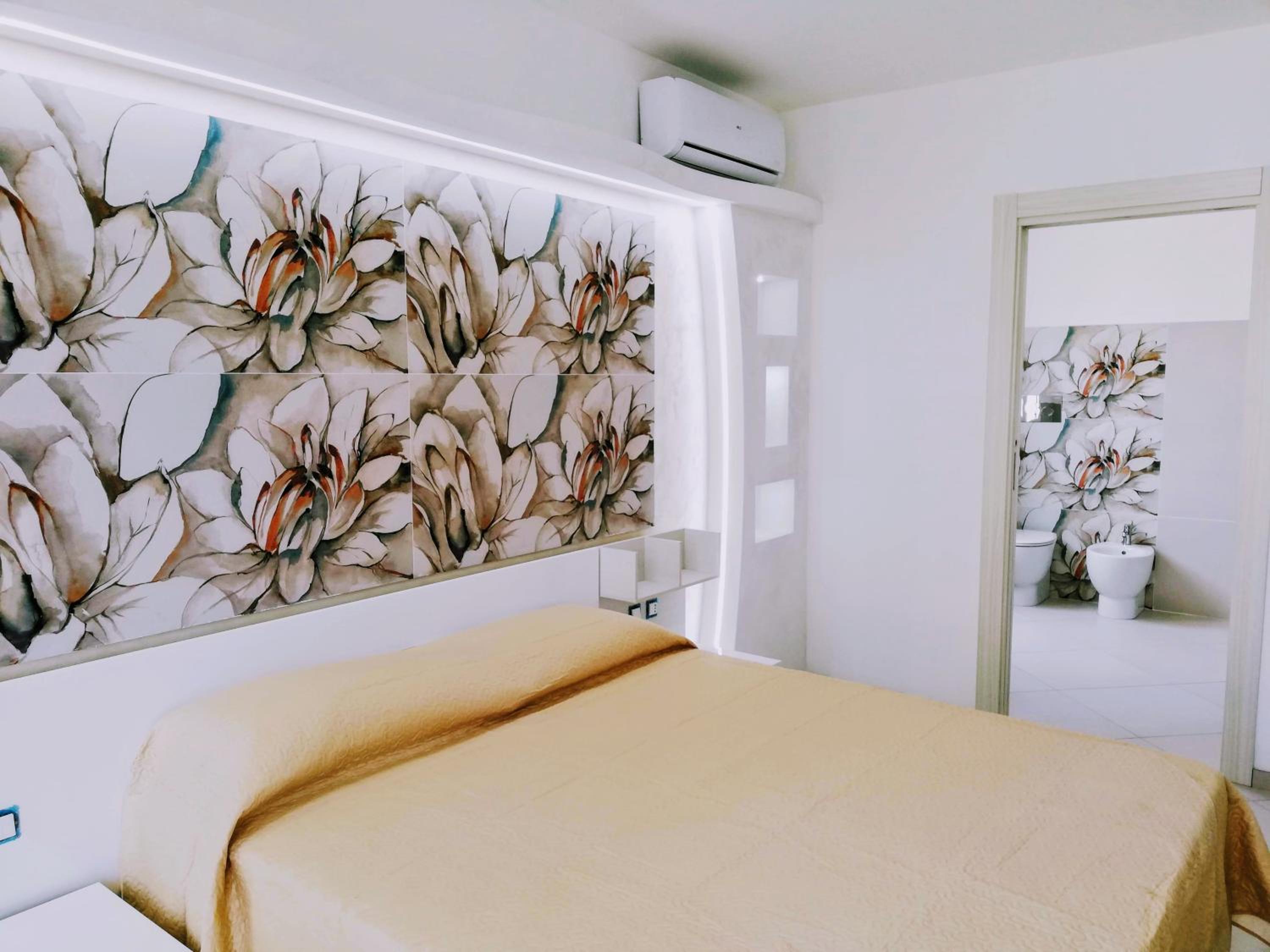 Superior Deluxe Double or Twin Room  photo 1