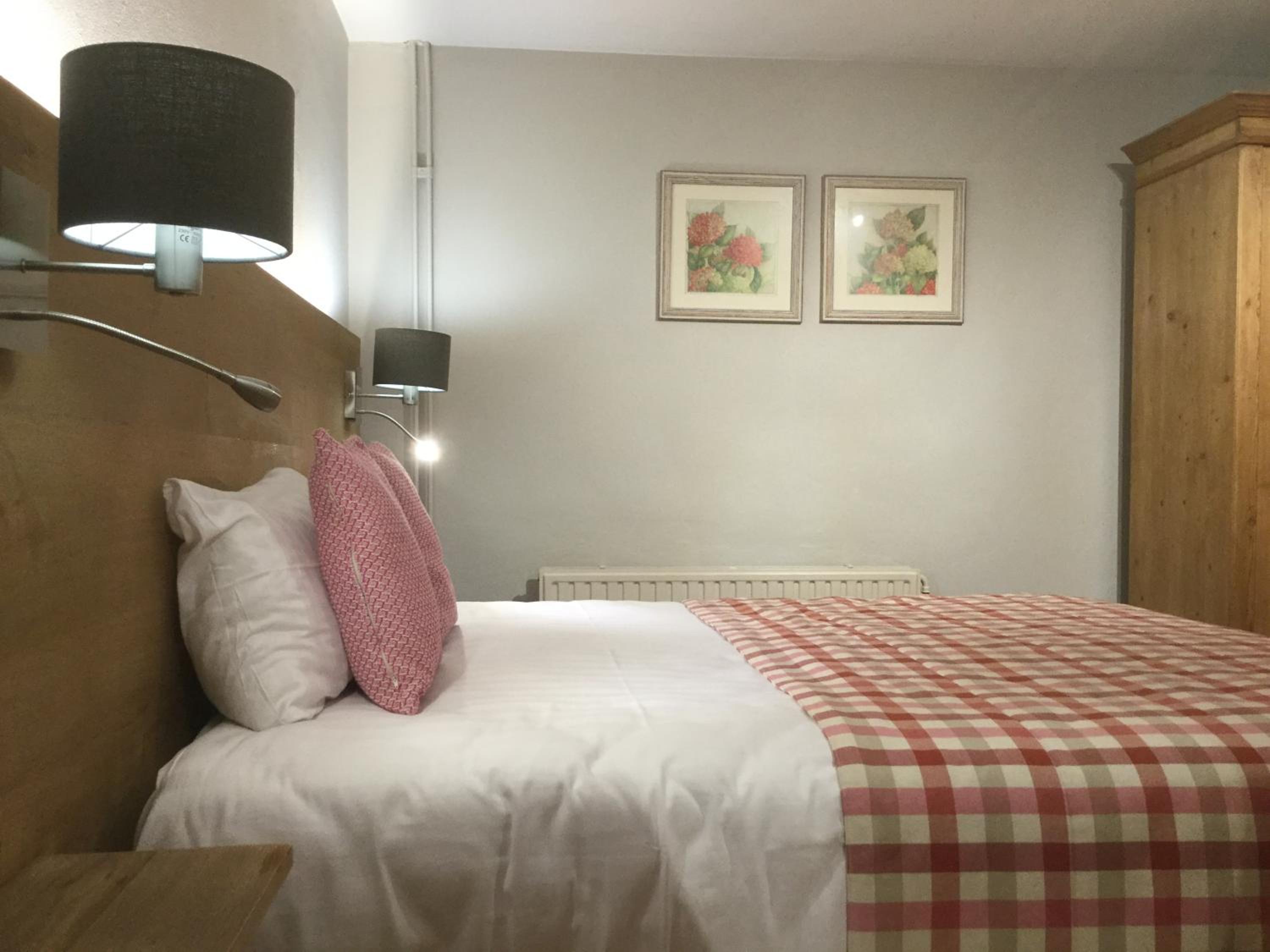 Standard Double Room - Photo 1